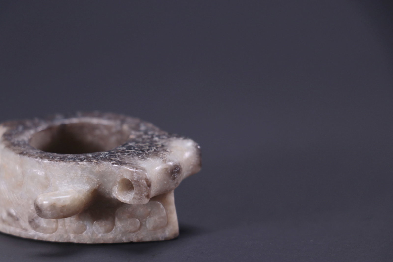 A PALE CELADON JADE CONG-FORM TUBE WITH INTERLOCKING PATTERN - 6