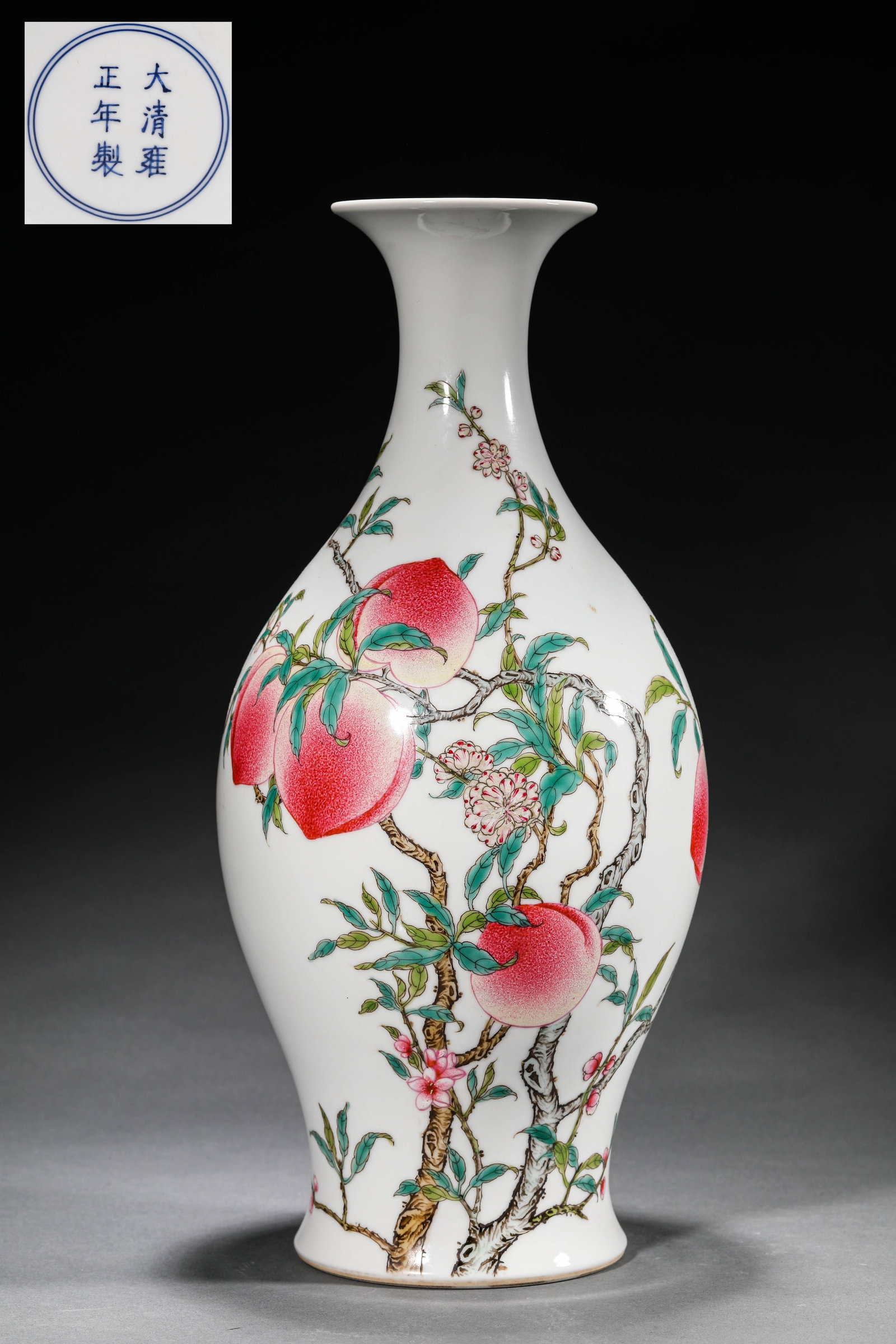 A FAMILLE ROSE OLIVE-SHAPED VASE WITH BRANCH NINE PEACHES MOTIFS: A FAMILLE ROSE OLIVE-SHAPED VASE WITH BRANCH NINE PEACHES MOTIFS Size:Diam:17cm,Height:40cm