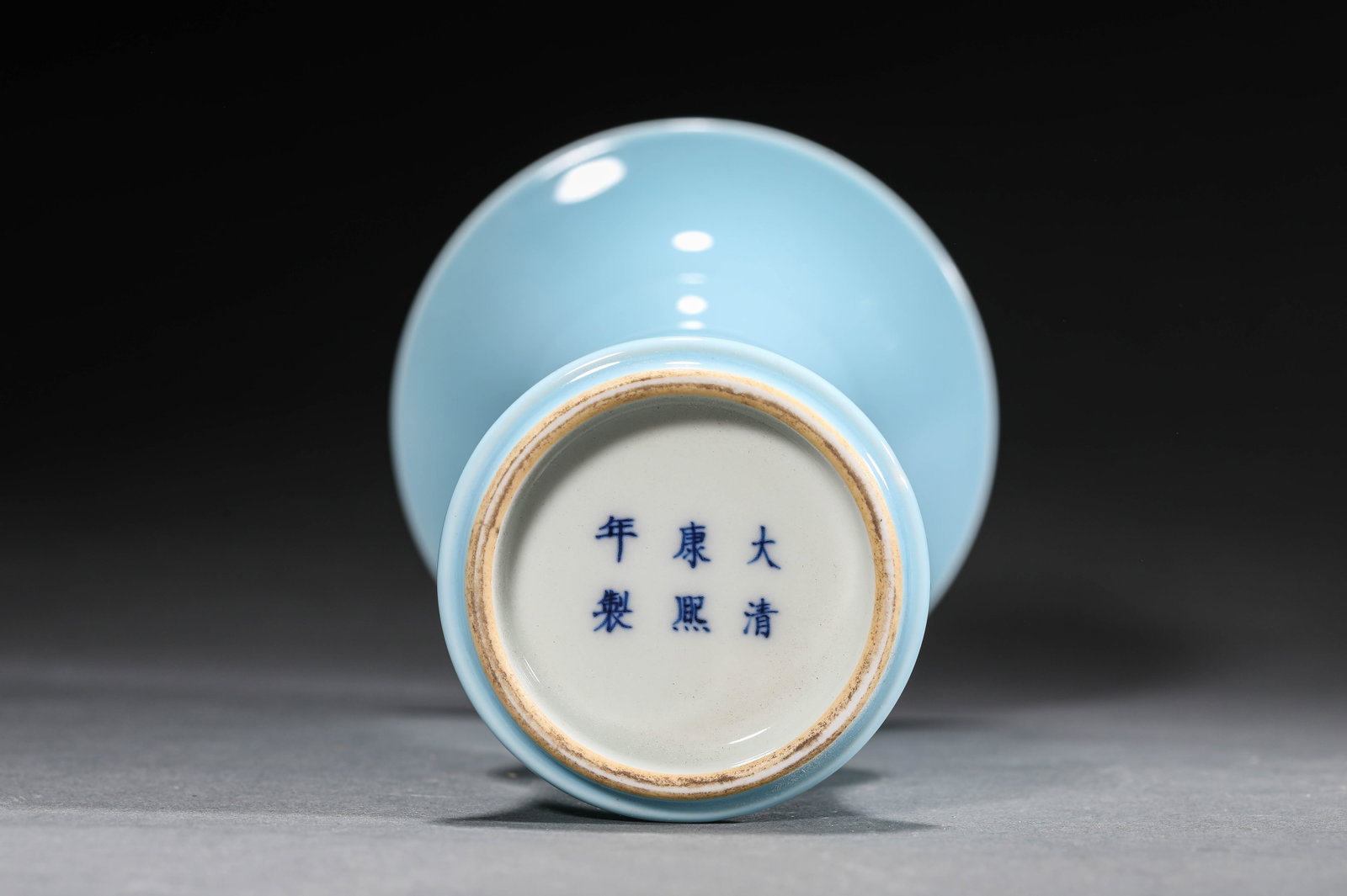 A SKY BLUE GLAZED GU VASE - 5