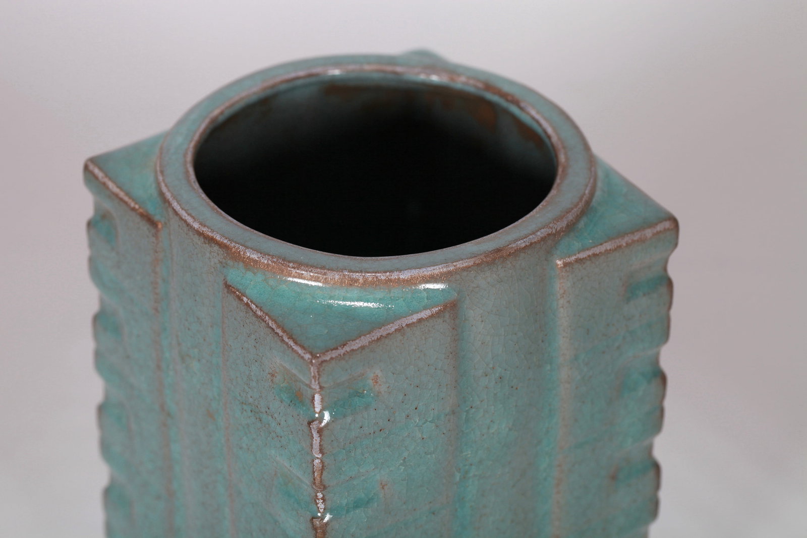 A RARE RU WARE CONG-FORM VASE - 2