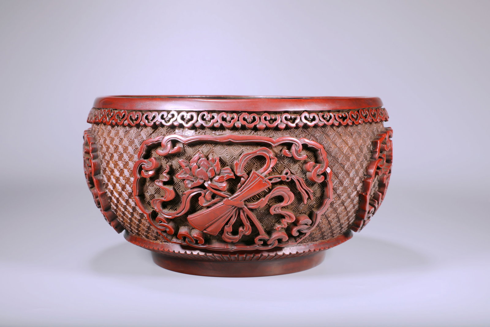 A LACQUER BOWL WITH EIGHT BUDDHIST EMBLEMS - 3