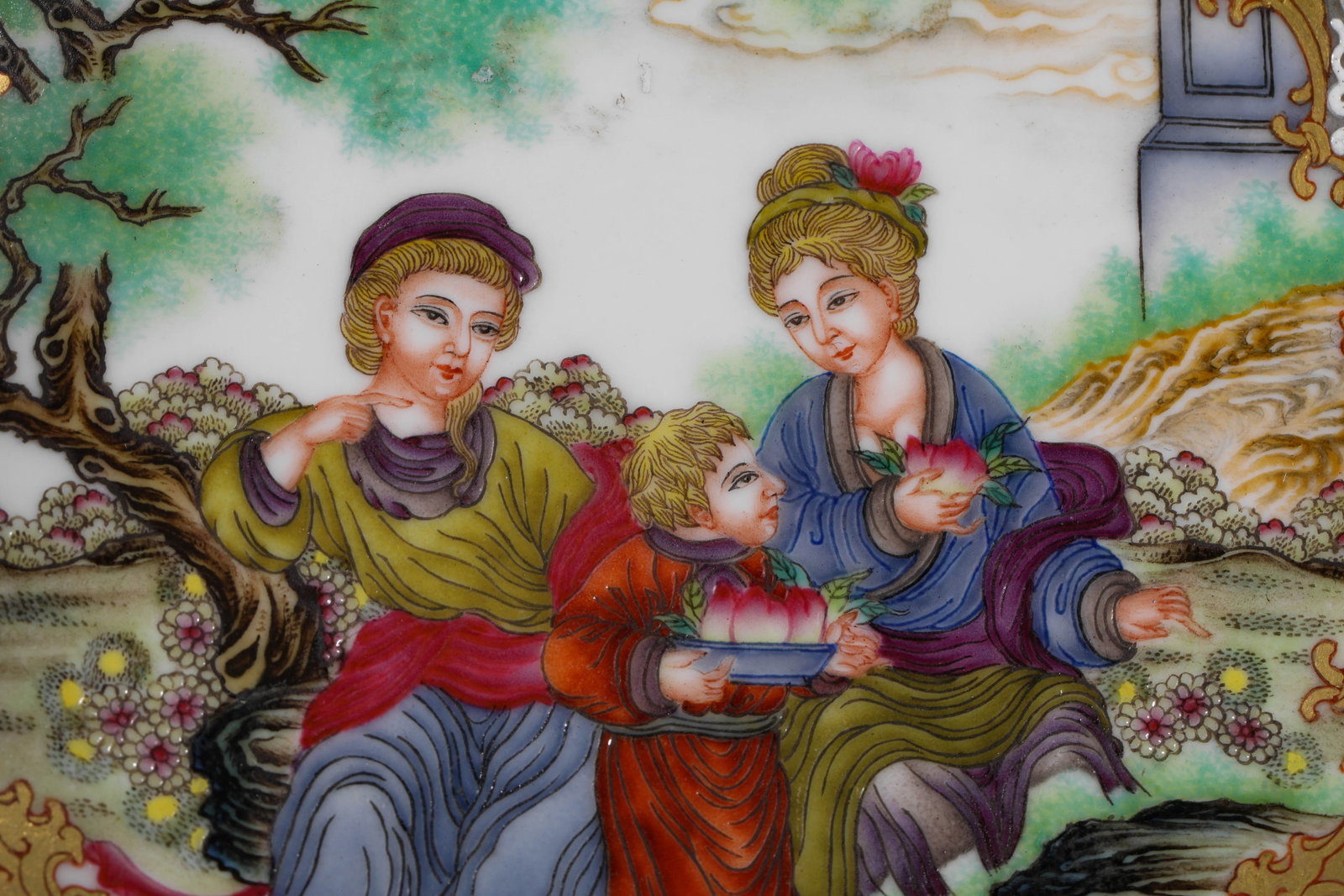 ENAMEL FIGURE PLATE - 3