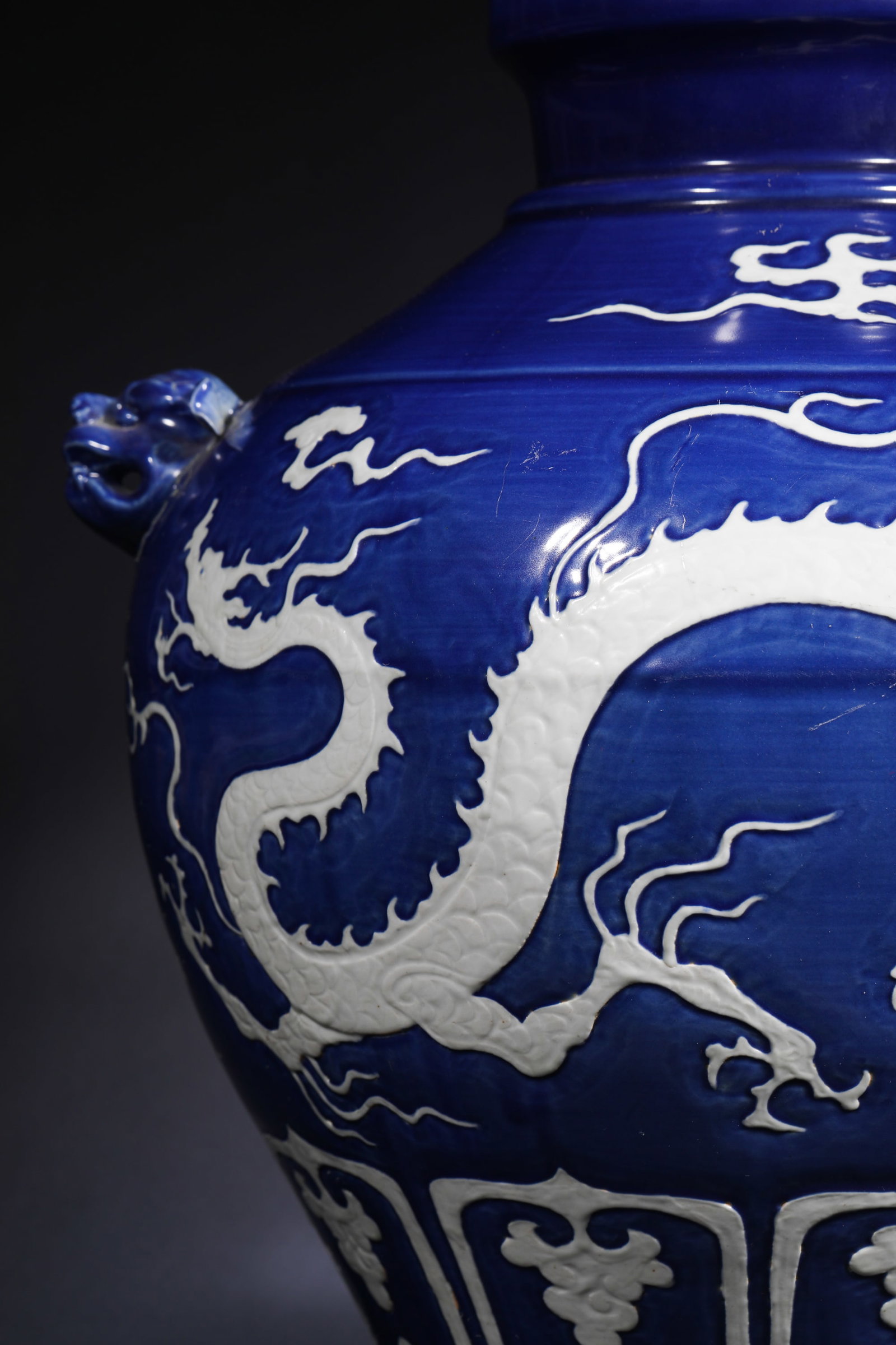 JILAN GLAZED JAR WITH WHITE DRAGON PATTERN LEFT BLANK - 2
