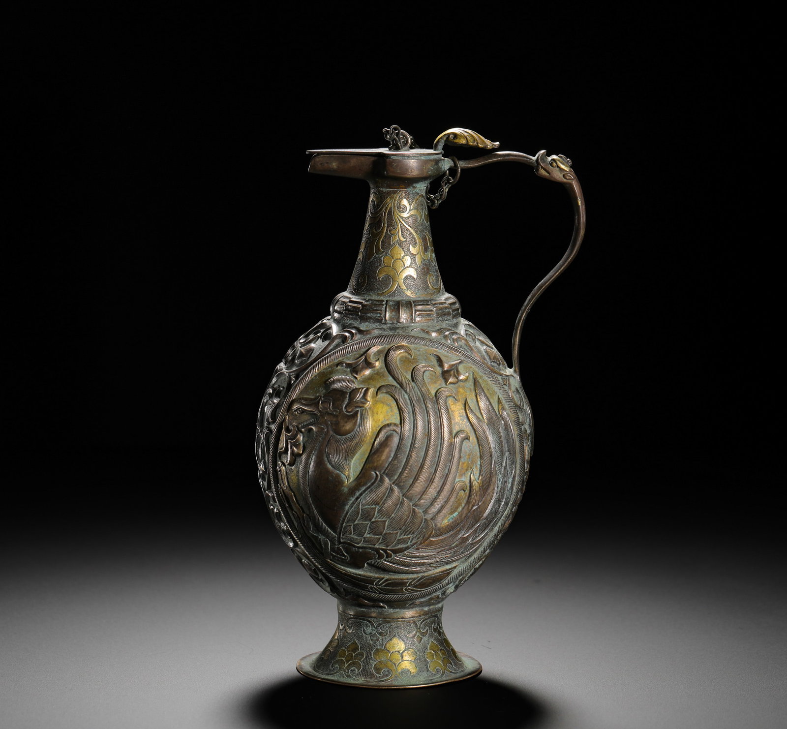 A GILDED SILVER TEAPOT - 10