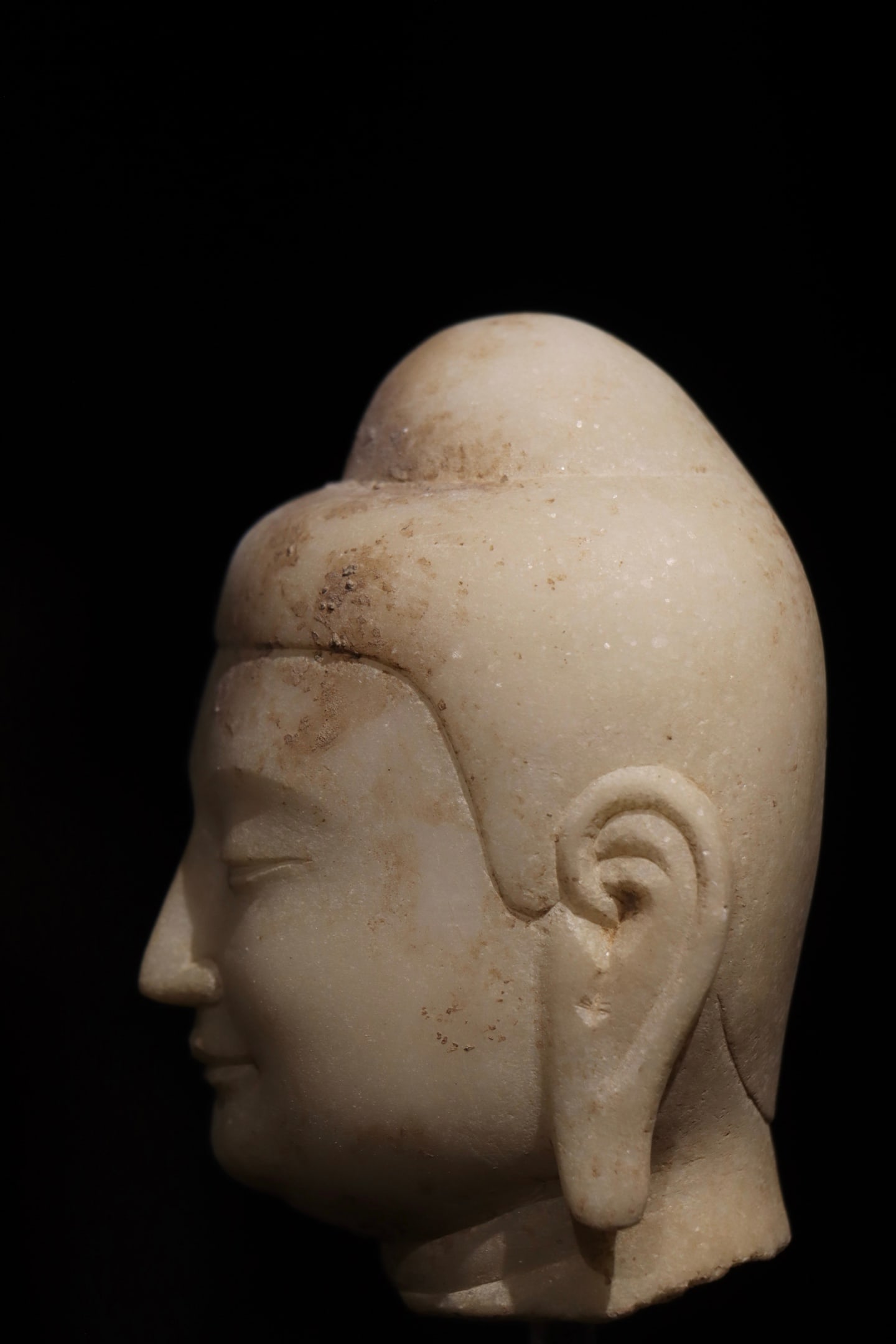 WHITE MARBLE BUDDHA HEADS - 5