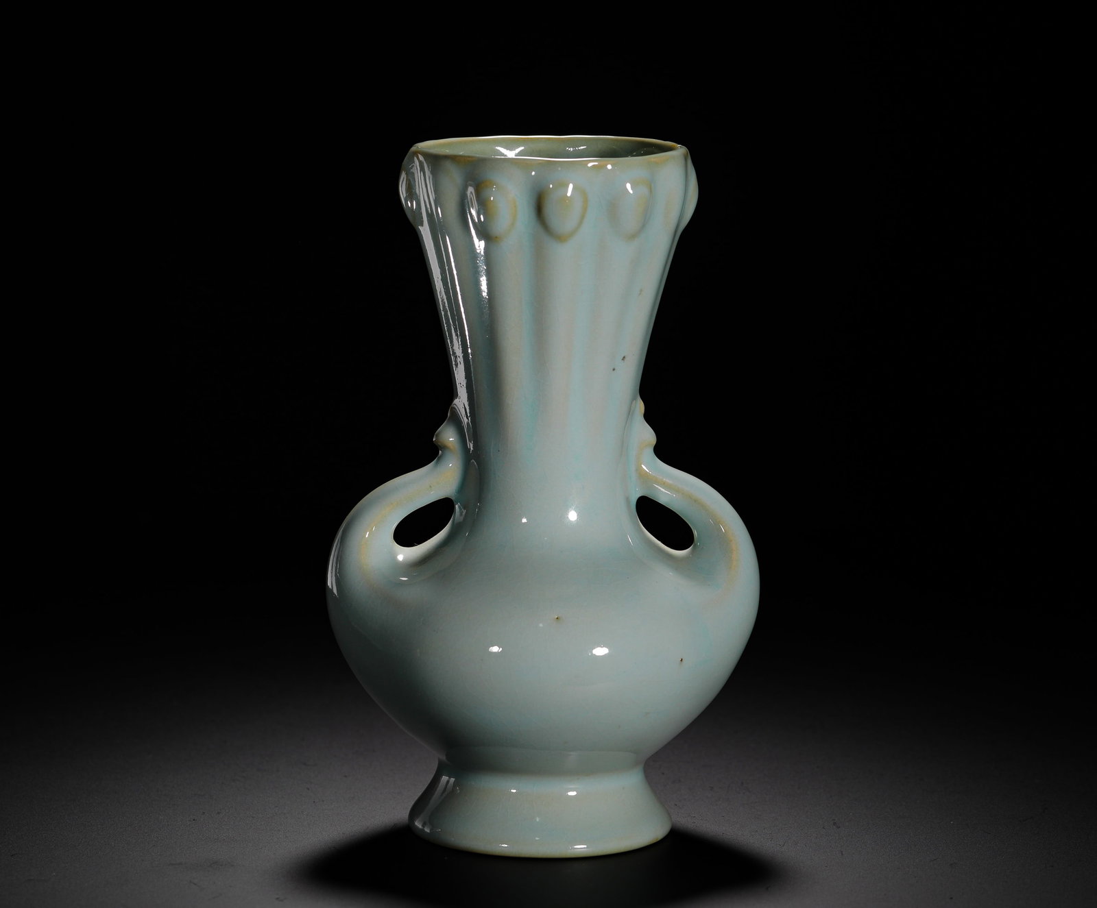 RU KILN SKY-BLUE GLAZED DOUBLE PHOENIX EAR VASE: RU KILN SKY-BLUE GLAZED DOUBLE PHOENIX EAR VASE (18 x 12cm,Weight:440g)