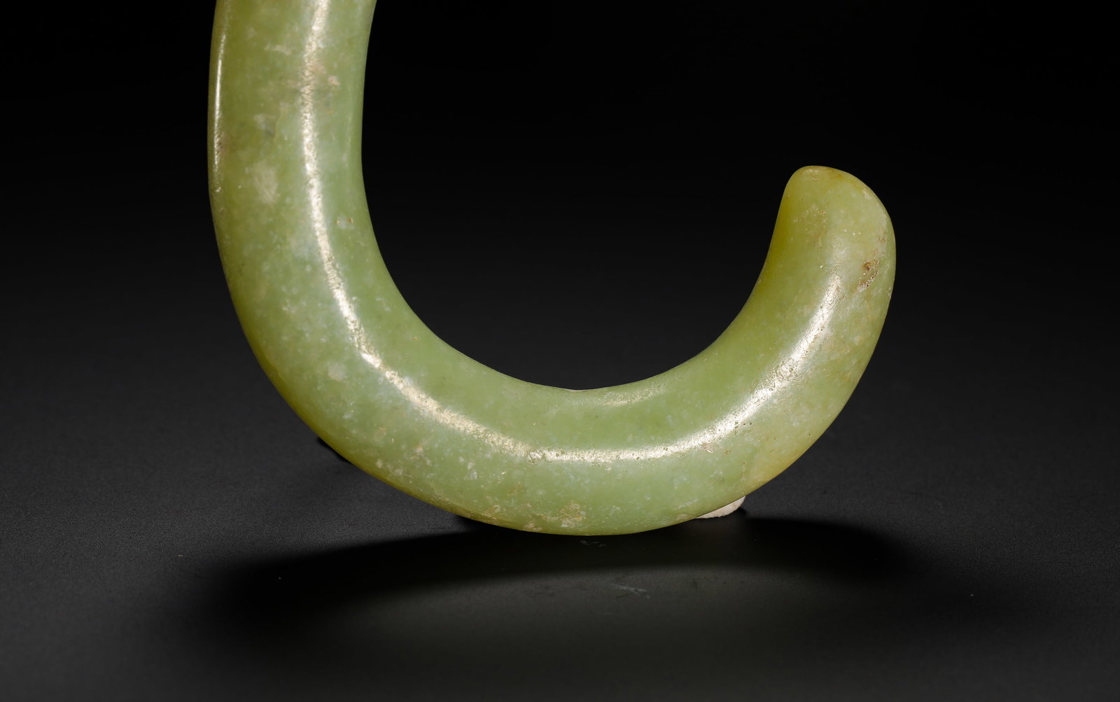 JADE C-SHAPED DRAGON - 8