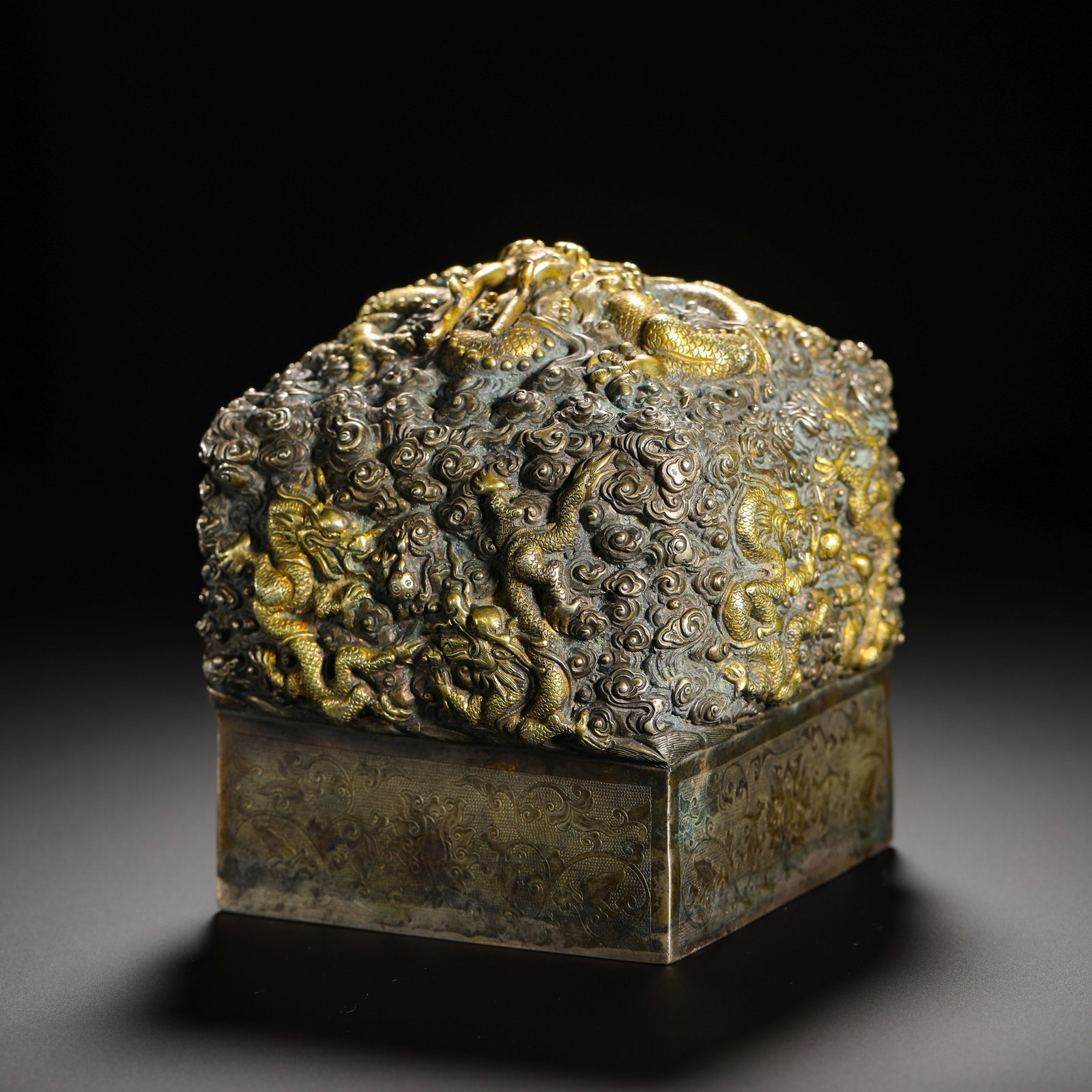 SILVER GILDED JADE SEAL WITH DRAGON AND CLOUD PATTERNS - 7