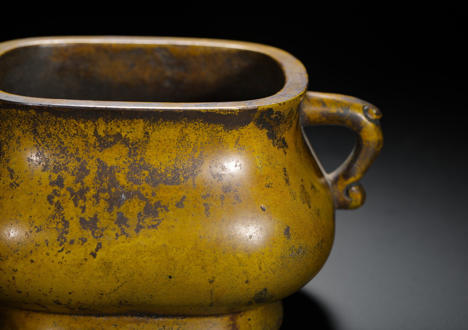 BRONZE ELEPHANT EAR STOVE - 3