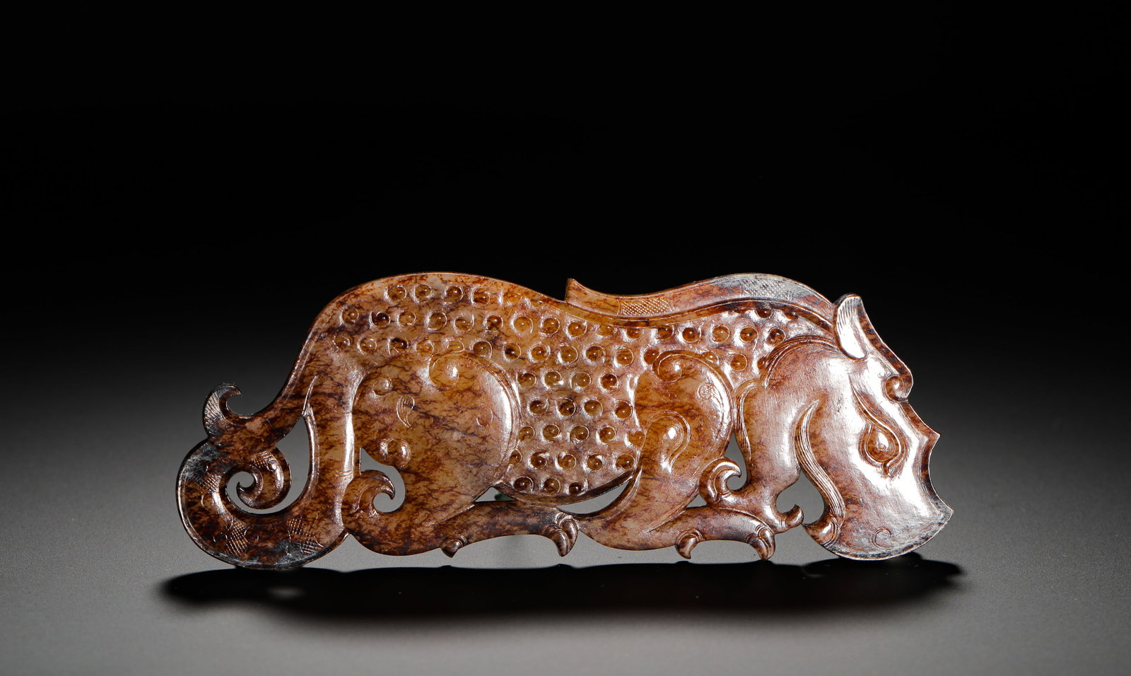 HETIAN JADE AUSPICIOUS BEAST PENDANT - 2