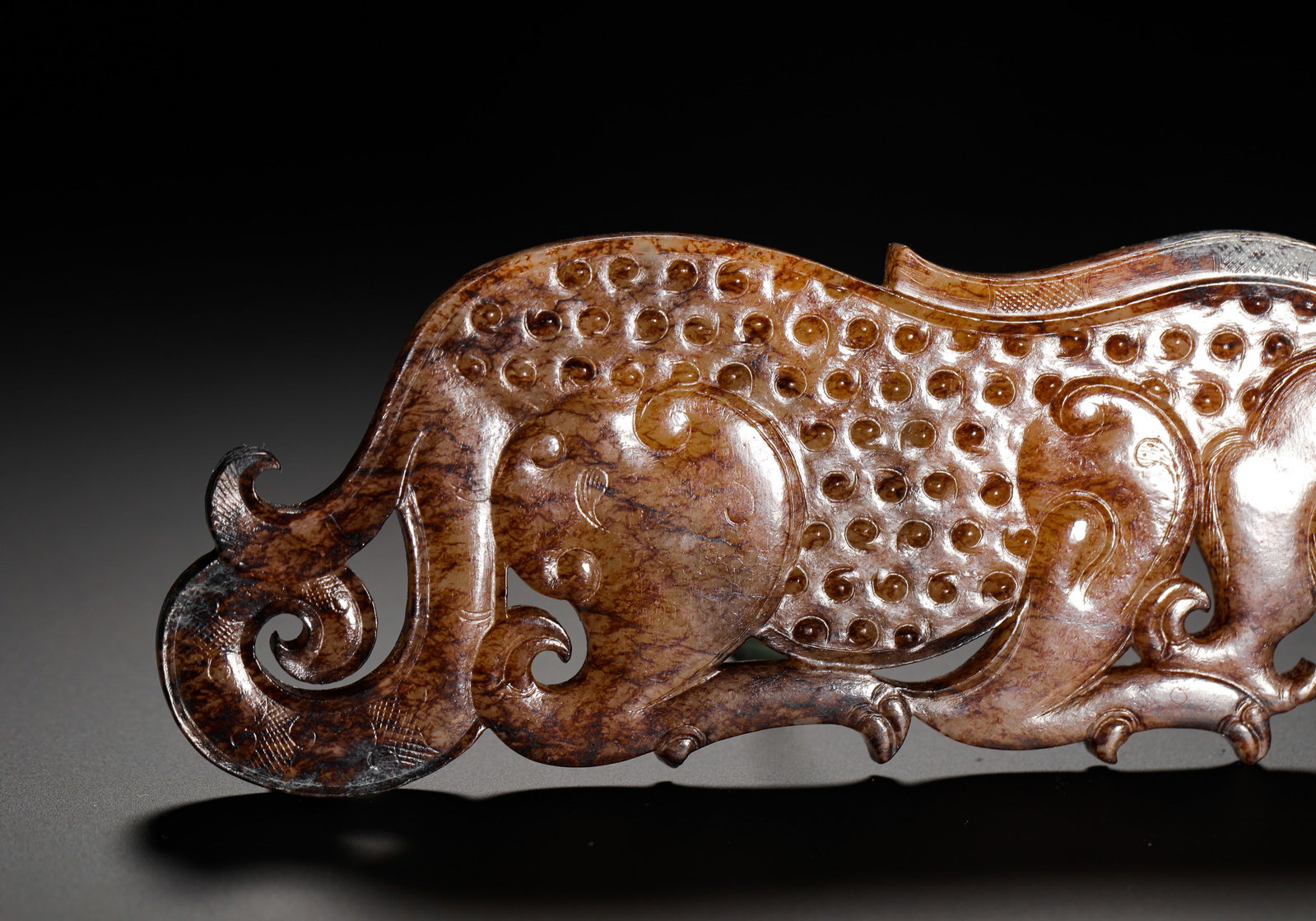 HETIAN JADE AUSPICIOUS BEAST PENDANT - 4