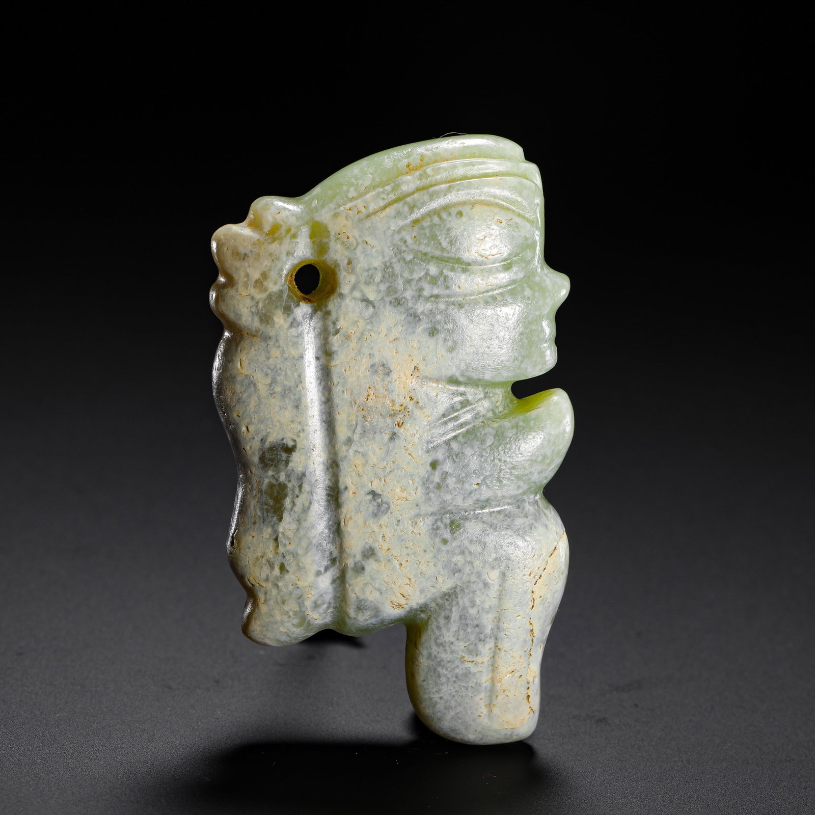 JADE PENDANT: JADE PENDANT (7 x 4.3cm,Weight:70g)
