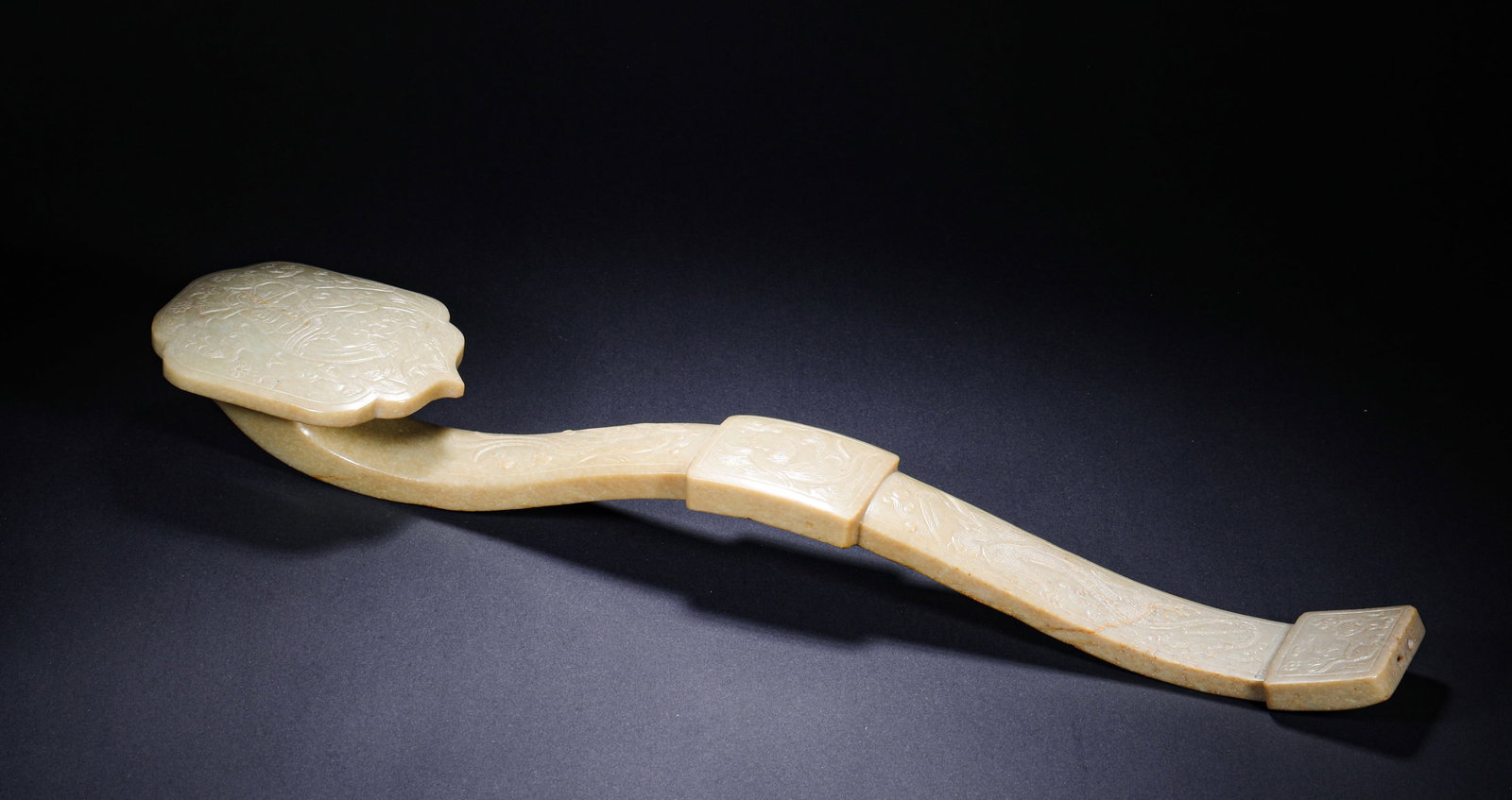 HETIAN JADE RUYI - 4