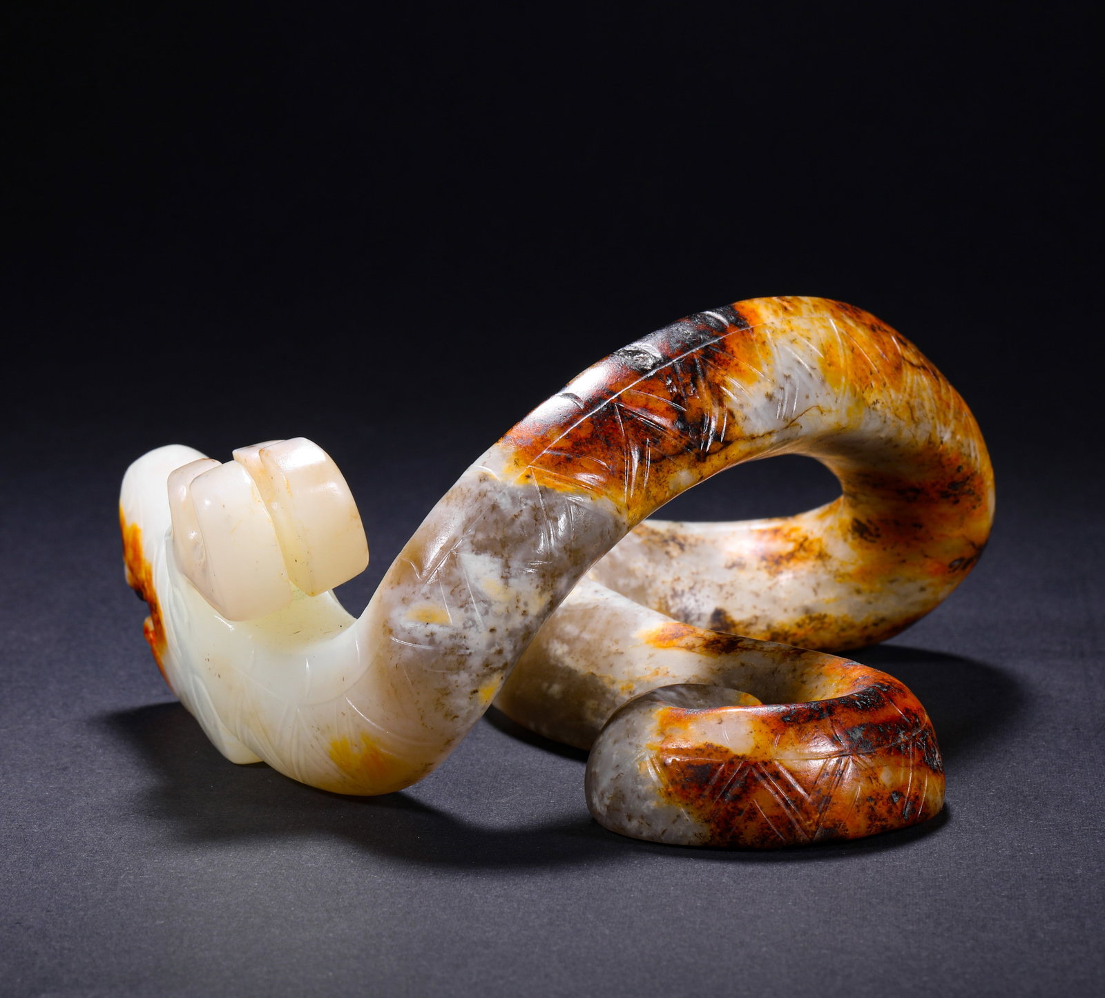 HETIAN WHITE JADE AUSPICIOUS BEAST - 5