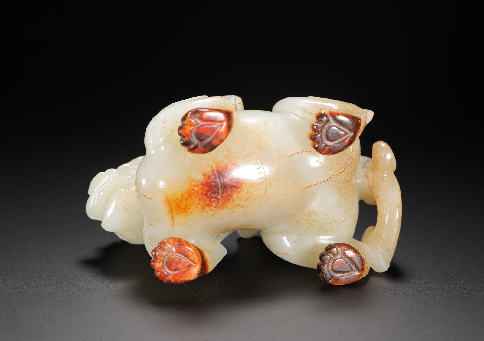 HETIAN JADE AUSPICIOUS BEASTS FOR WARDING OFF EVIL - 9