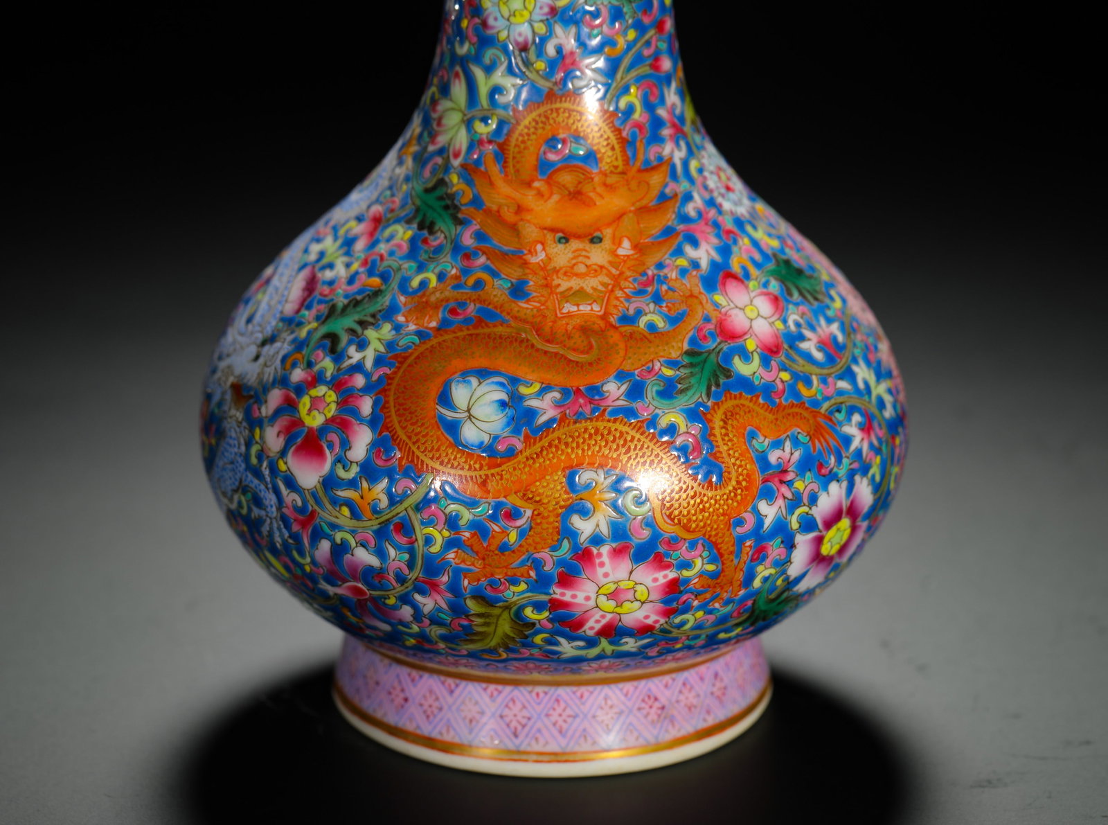 BLUE GROUND POLYCHROME DRAGON-THREADED GARLIC-SHAPED VASE - 3