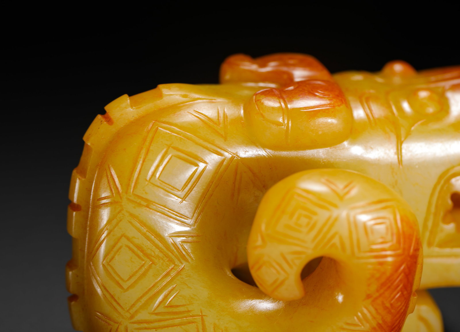 YELLOW JADE COILED DRAGON PENDANT - 4