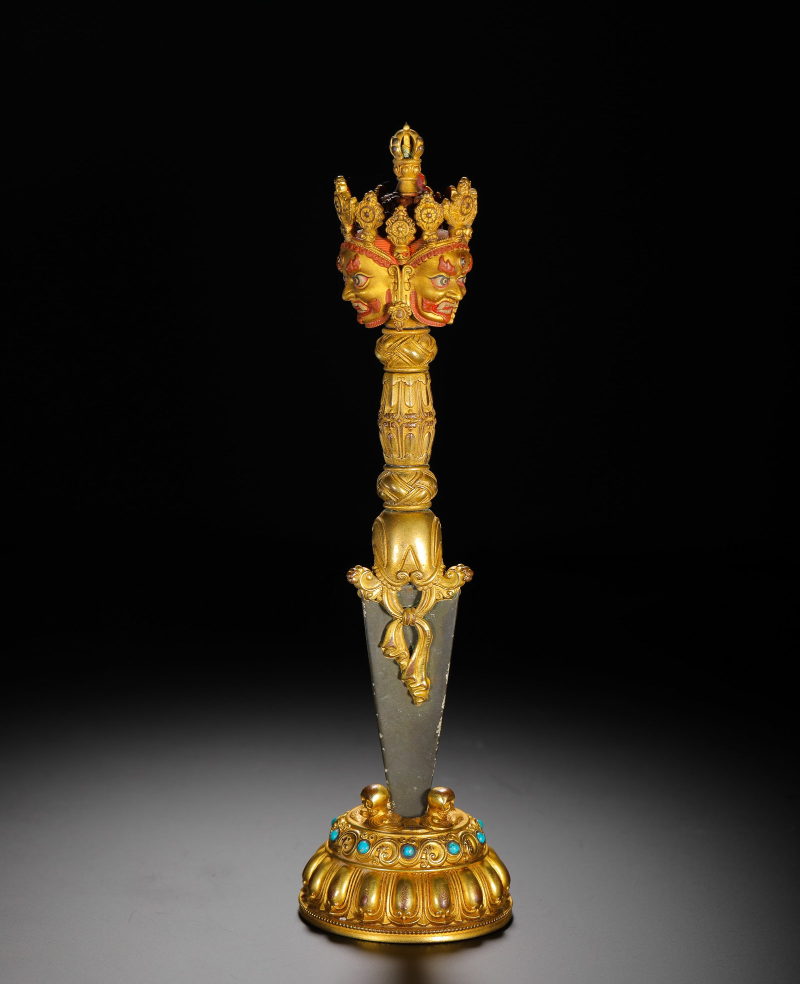 BRONZE GILDED AND INLAID WITH TURQUOISE, THREE-SIDED PLAIN BAR JINGUANG: BRONZE GILDED AND INLAID WITH TURQUOISE, THREE-SIDED PLAIN BAR JINGUANG (27 x 7cm,Weight:690g)