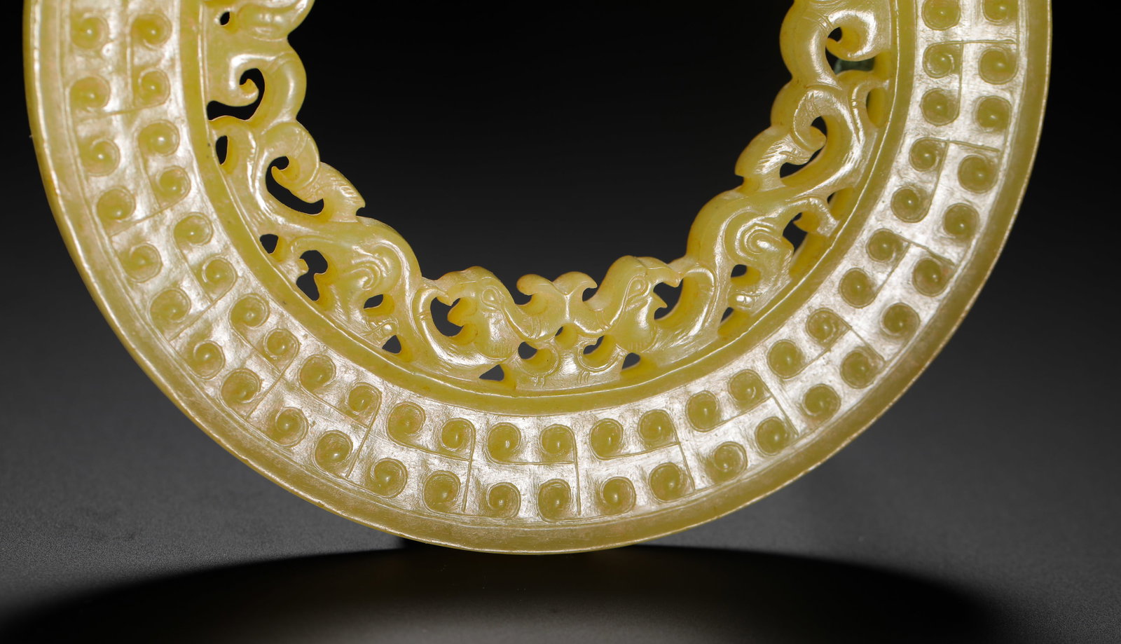HETIAN JADE DOUBLE DRAGON PATTERN JADE PENDANT - 4