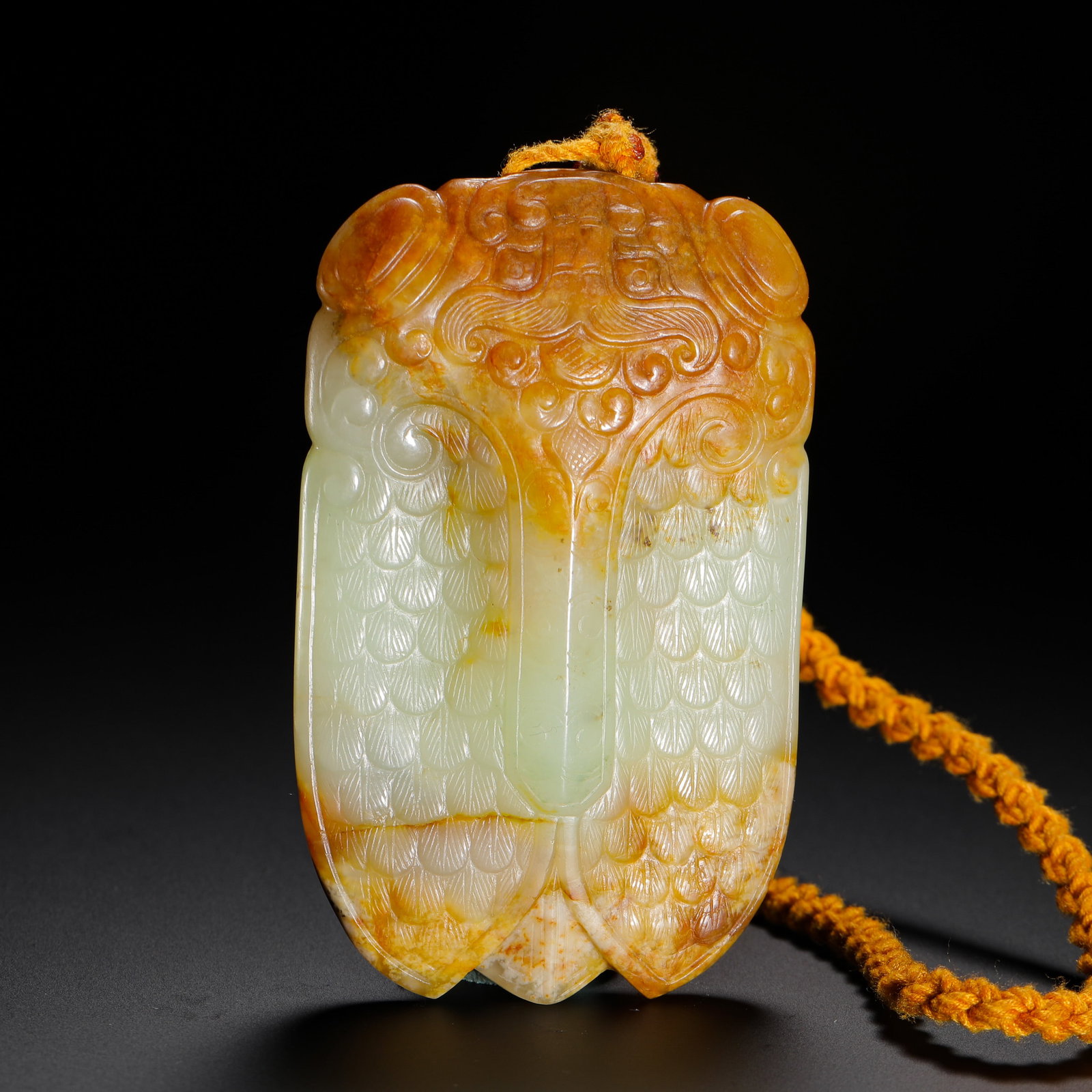 HETIAN JADE CICADA PENDANT (1 of 8)
