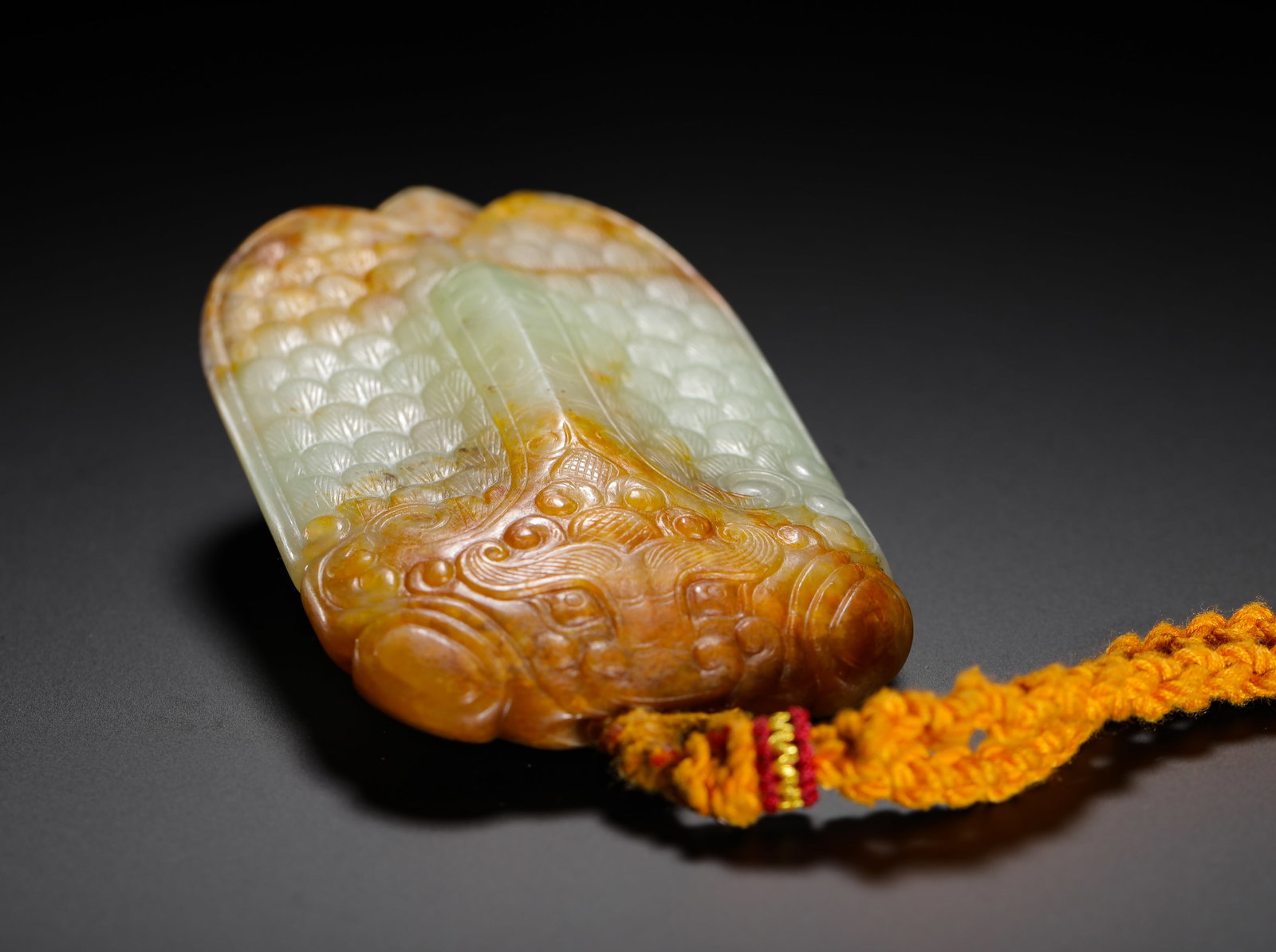 HETIAN JADE CICADA PENDANT - 7