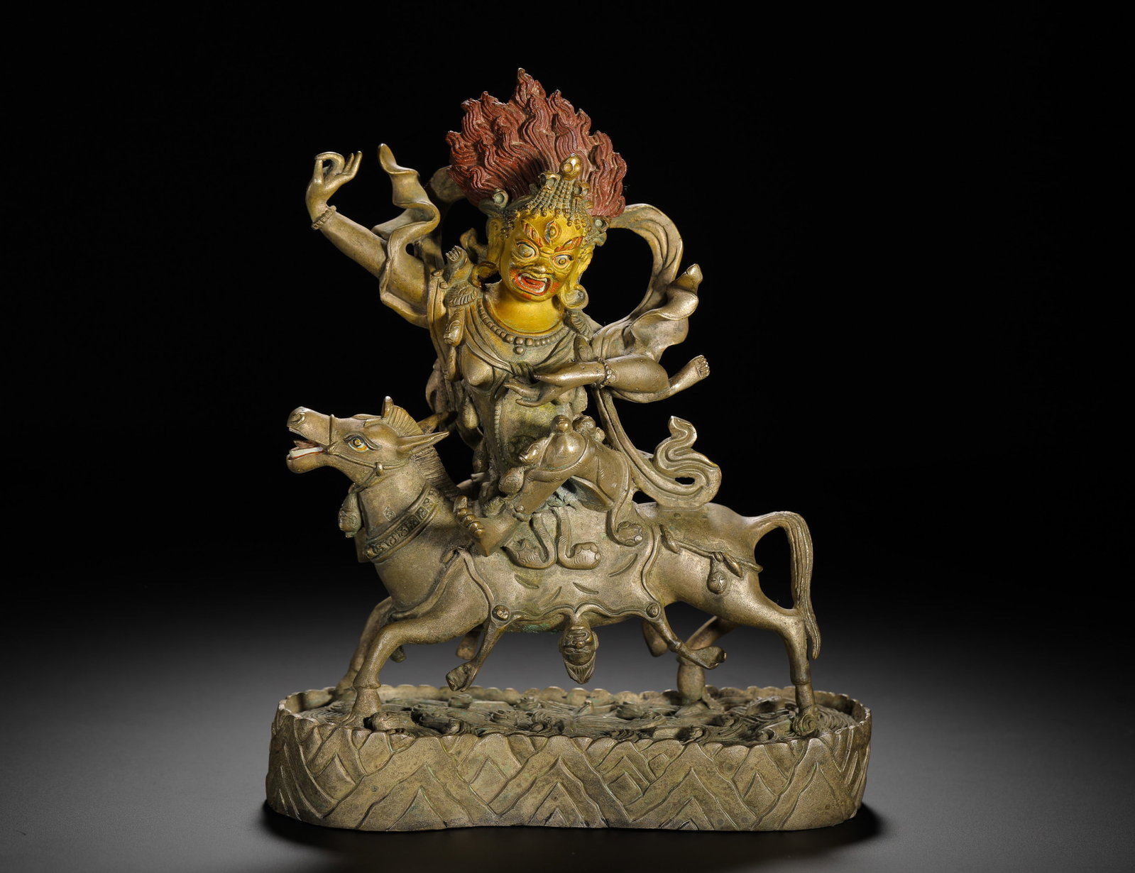 A PAINTED BRONZE STATUE OF THE AUSPICIOUS MOTHER OF HEAVEN: A PAINTED BRONZE STATUE OF THE AUSPICIOUS MOTHER OF HEAVEN (19 x 14.5cm,Weight:1280g)