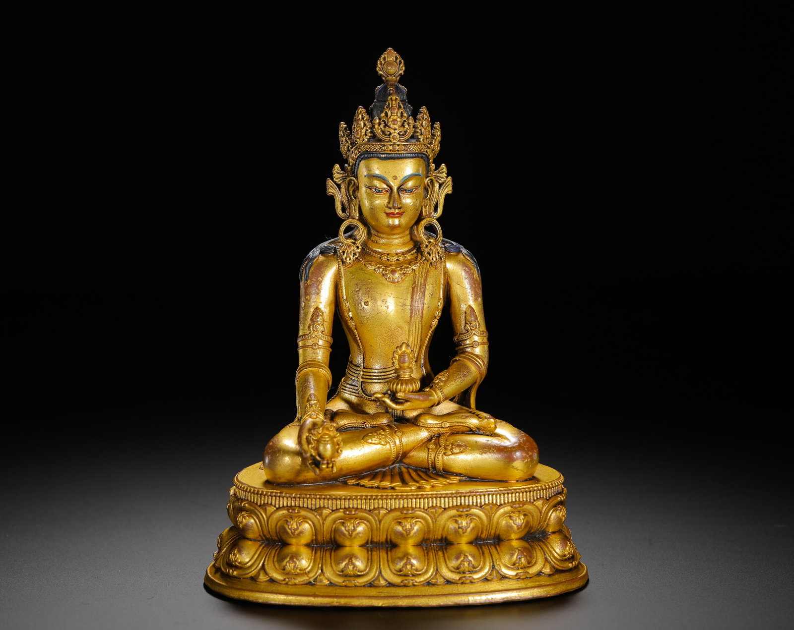GILDED BRONZE SEATED STATUE OF THE BODHISATTVA DI ZANG WANG (1 of 10)