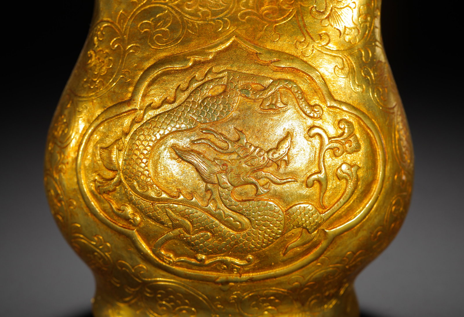 GILDED COPPER ENGRAVED DRAGON PATTERN LEATHER BAG - 8