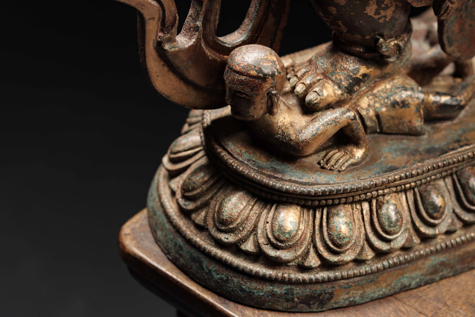 BRONZE GILDED BUDDHA STATUES - 6