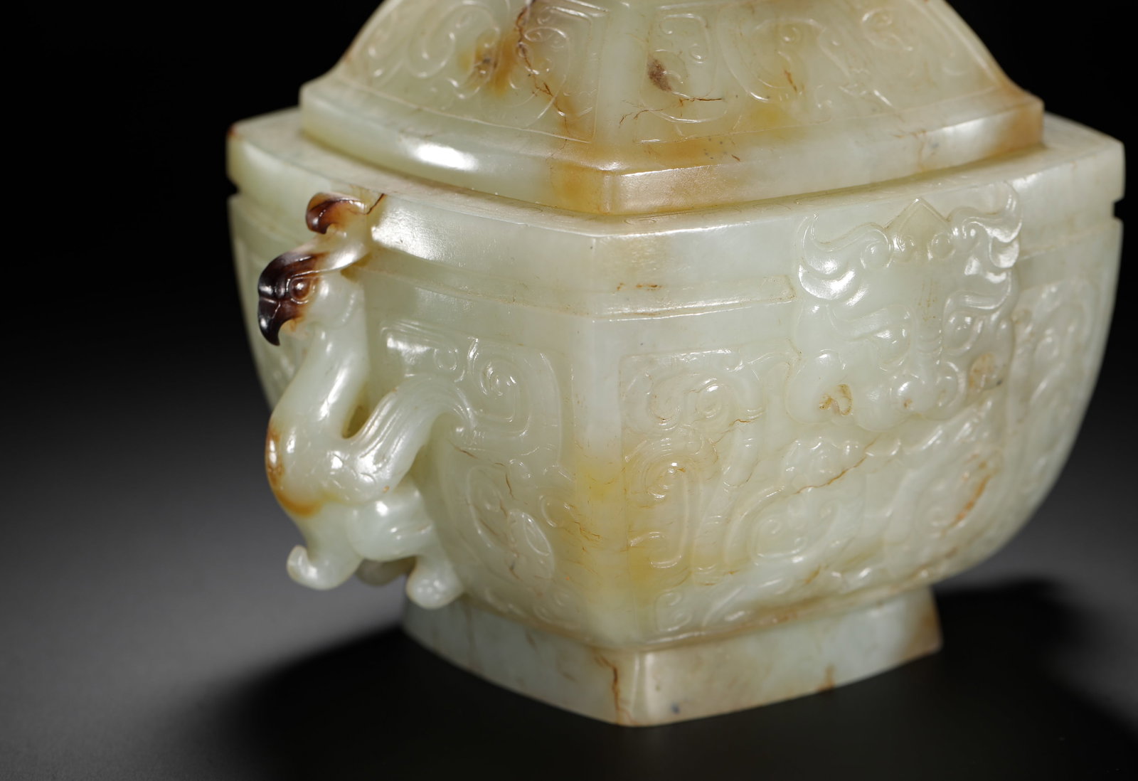 HETIAN JADE PHOENIX EAR BEAST FACE PATTERN SQUARE LID BOX - 2