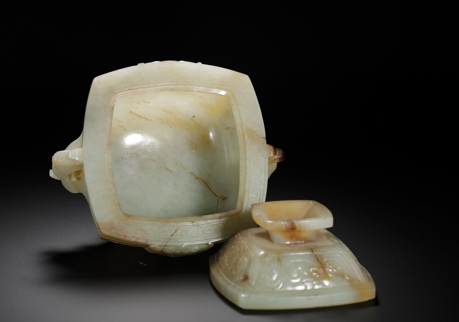 HETIAN JADE PHOENIX EAR BEAST FACE PATTERN SQUARE LID BOX - 8