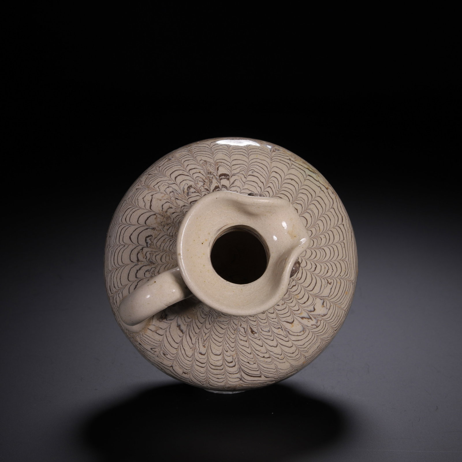 A CHINESE MARBLED CLAY EWER - 8