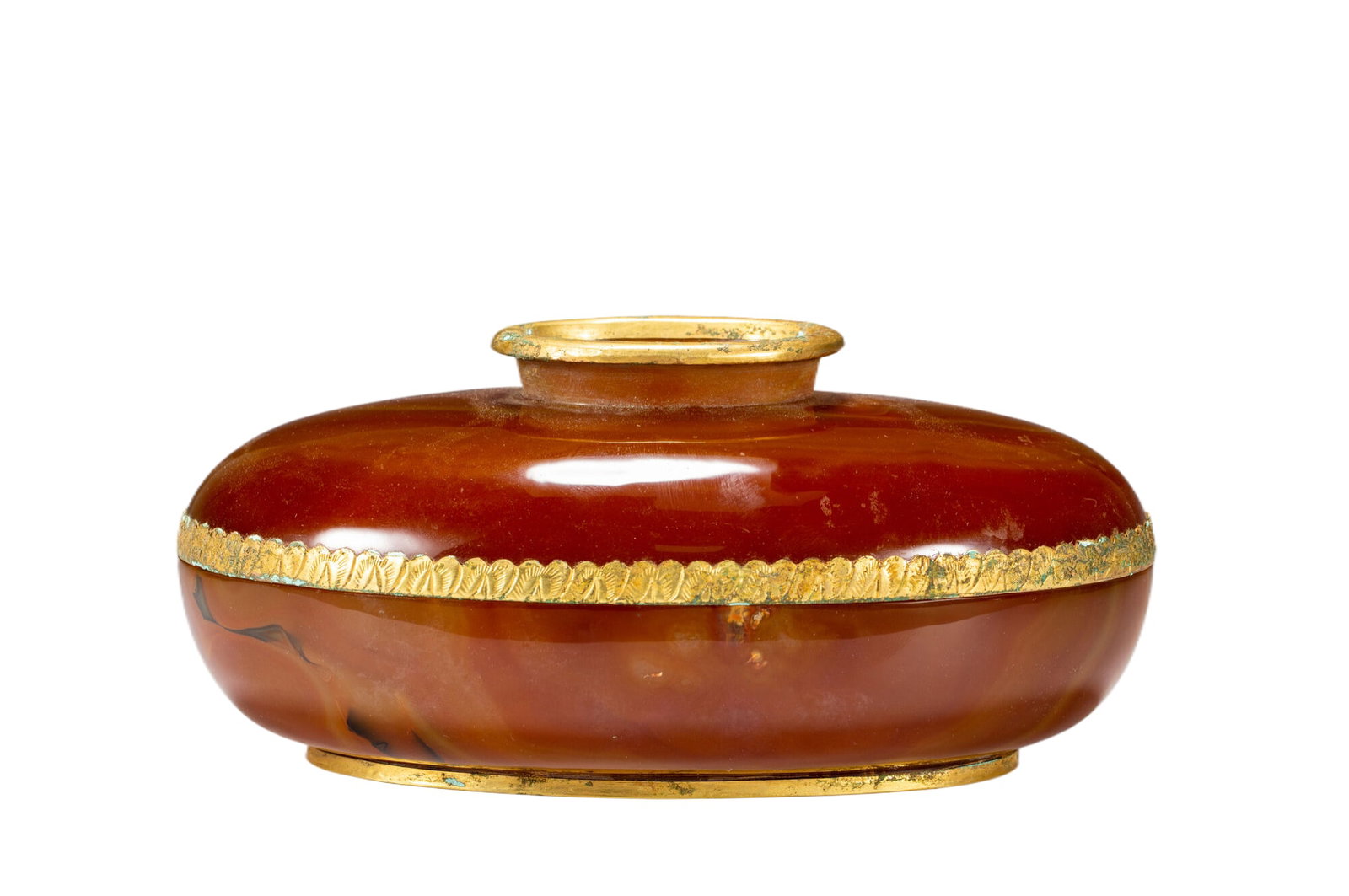 A CHINESE GILT MOUNTED AGATE BOX: A CHINESE GILT MOUNTED AGATE BOX (18.5 x 11 x 8cm,Weight 530g)