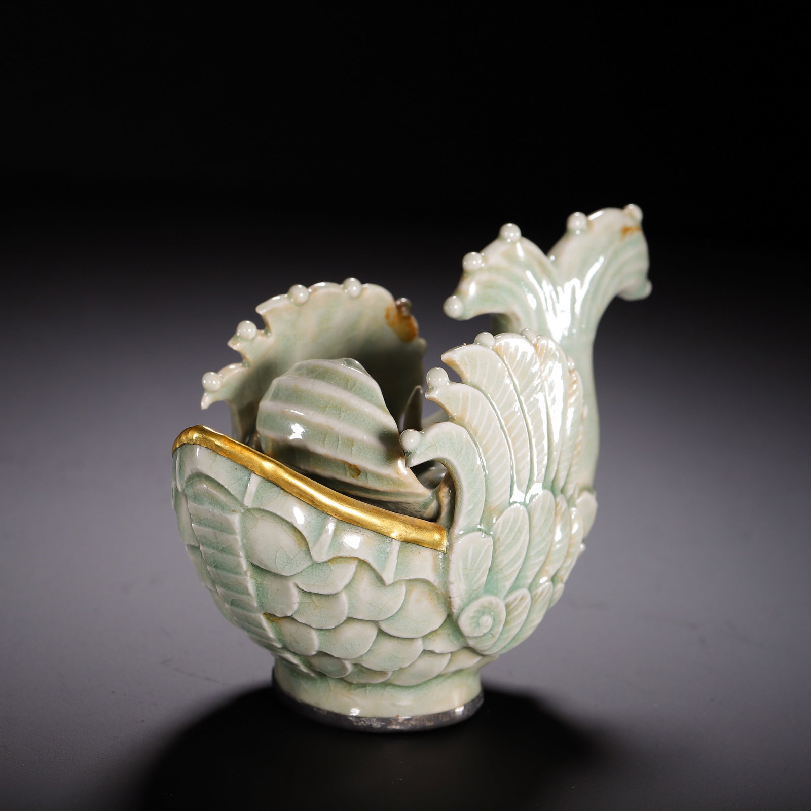 A CHINESE CELADON FISH SHAPED CUP - 4