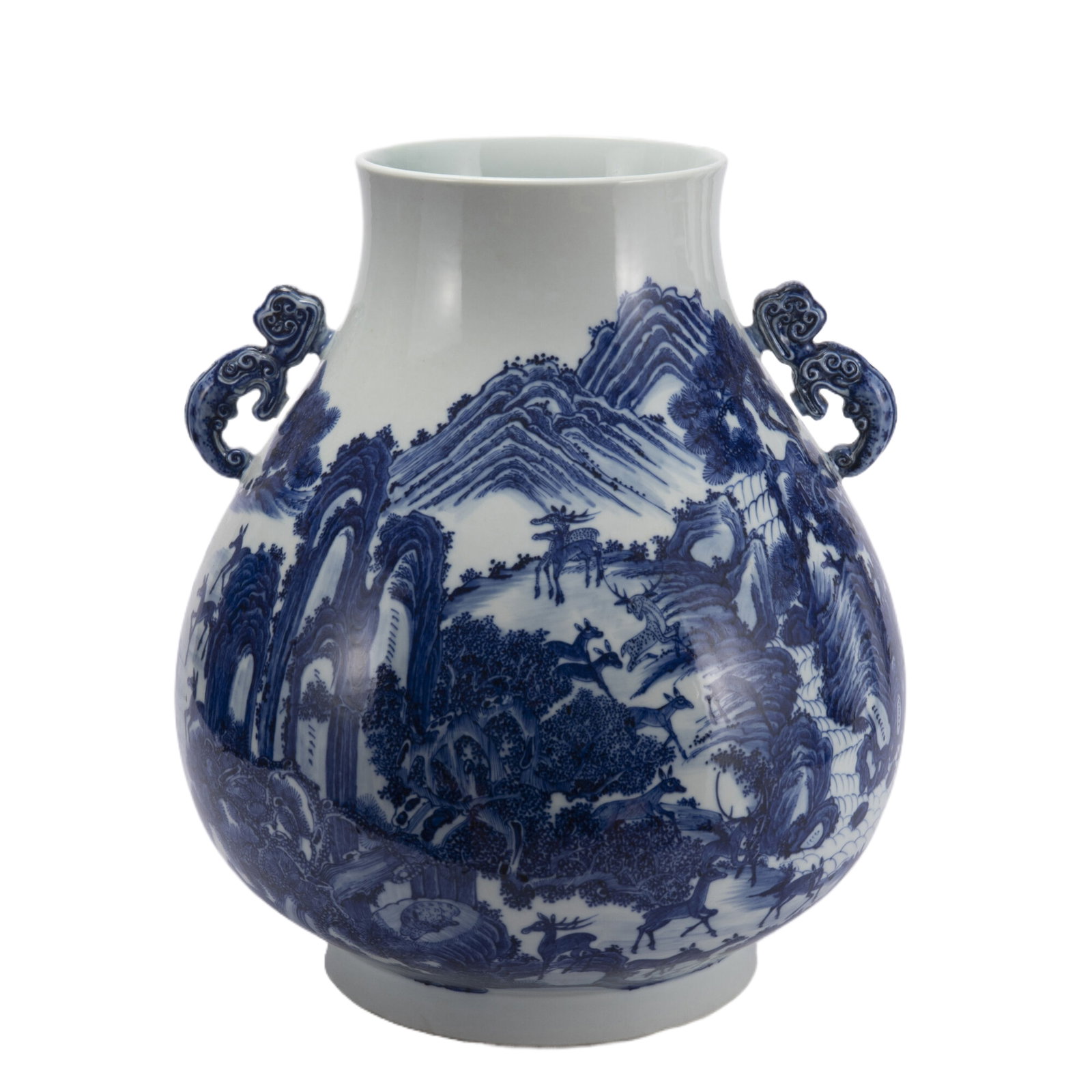 A BLUE AND WHITE PORCELAIN HUNDRED DEERS ZUN VASE: A BLUE AND WHITE PORCELAIN HUNDRED DEERS ZUN VASE (33 x 45.5cm)