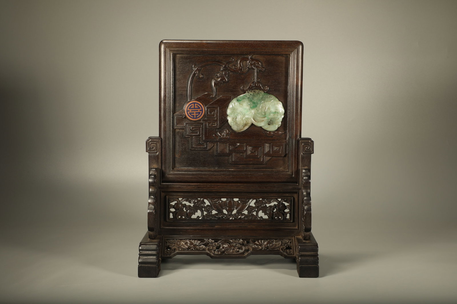 Red Sandalwood Inlaid Jadeite Carved Elephant Pattern Table Plaque: Red Sandalwood Inlaid Jadeite Carved Elephant Pattern Table Plaque (34 x 25 x 15cm)