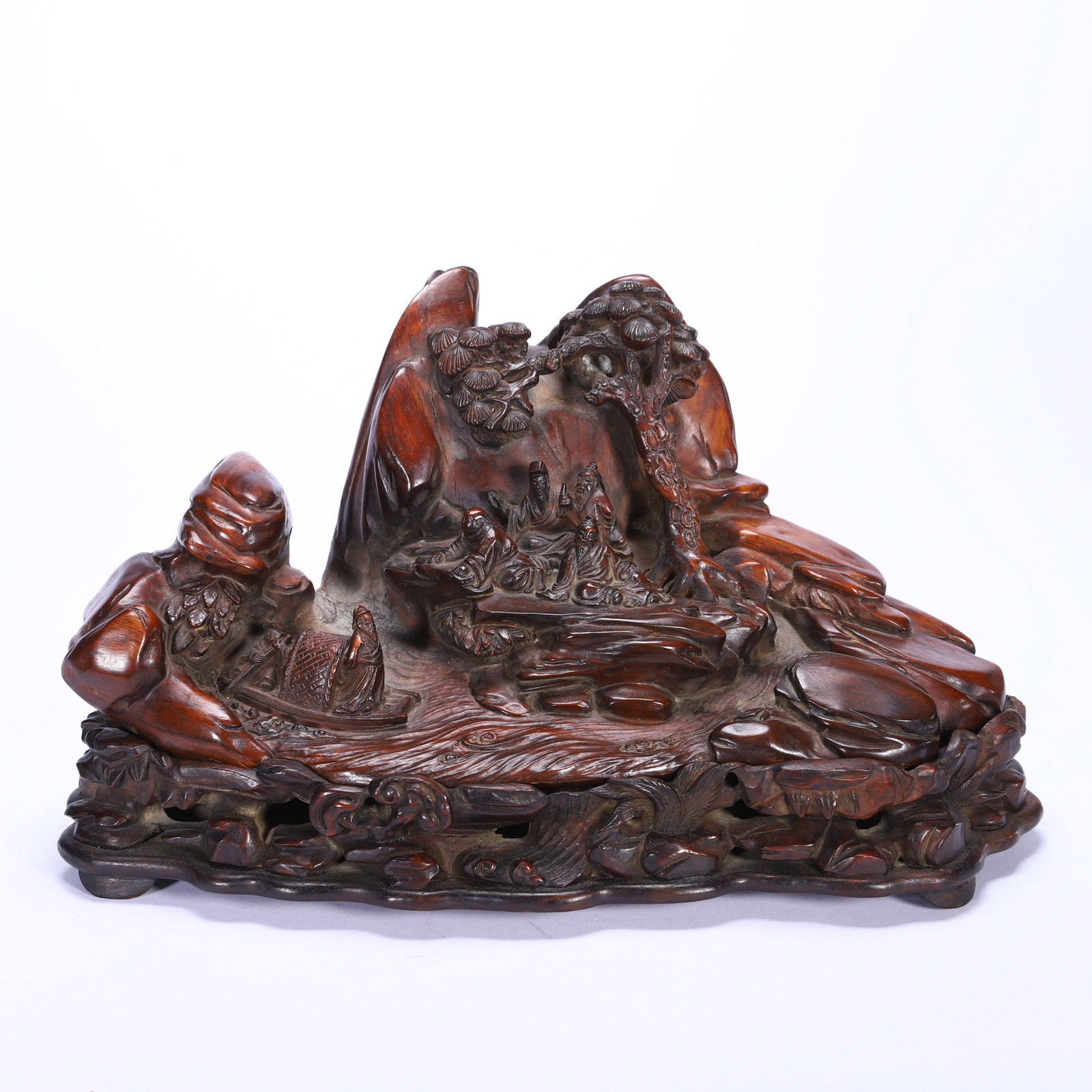 A CHINESE SANDALWOOD MOUNTAIN CARVING: A CHINESE SANDALWOOD MOUNTAIN CARVING (26 x 15 x 14cm,Weight 1030g)