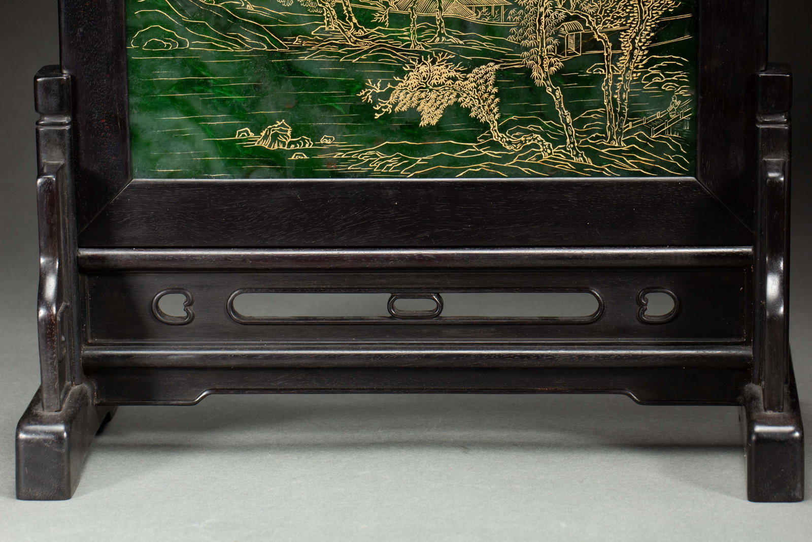 A CHINESE SPINACH JADE TABLE SCREEN - 3