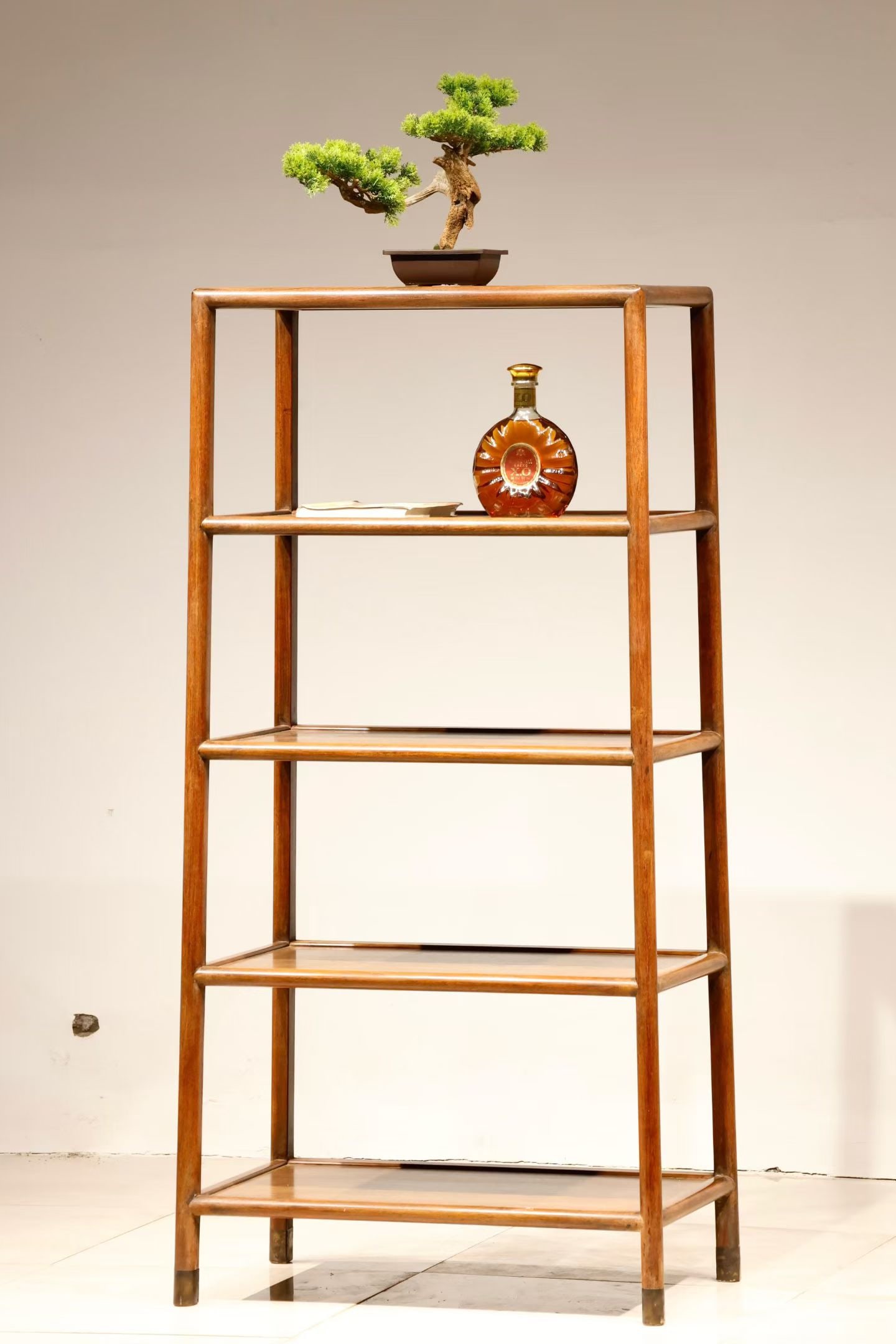Huanghuali Wood Bookshelf: Huanghuali Wood Bookshelf ?150 x 75 x 45cm?