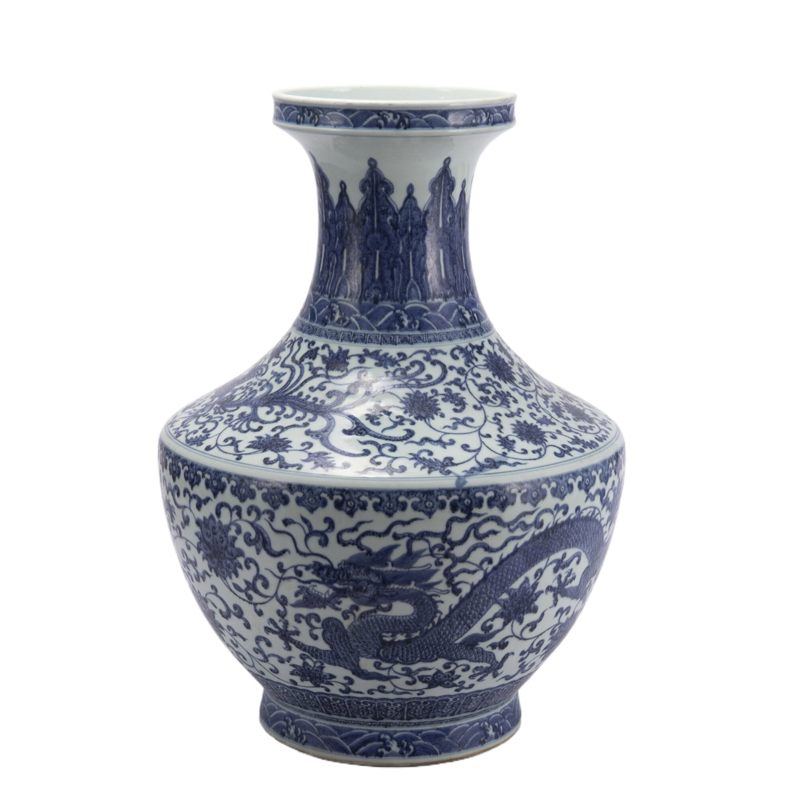 A BLUE AND WHITE PORCELAIN VASE (1 of 11)