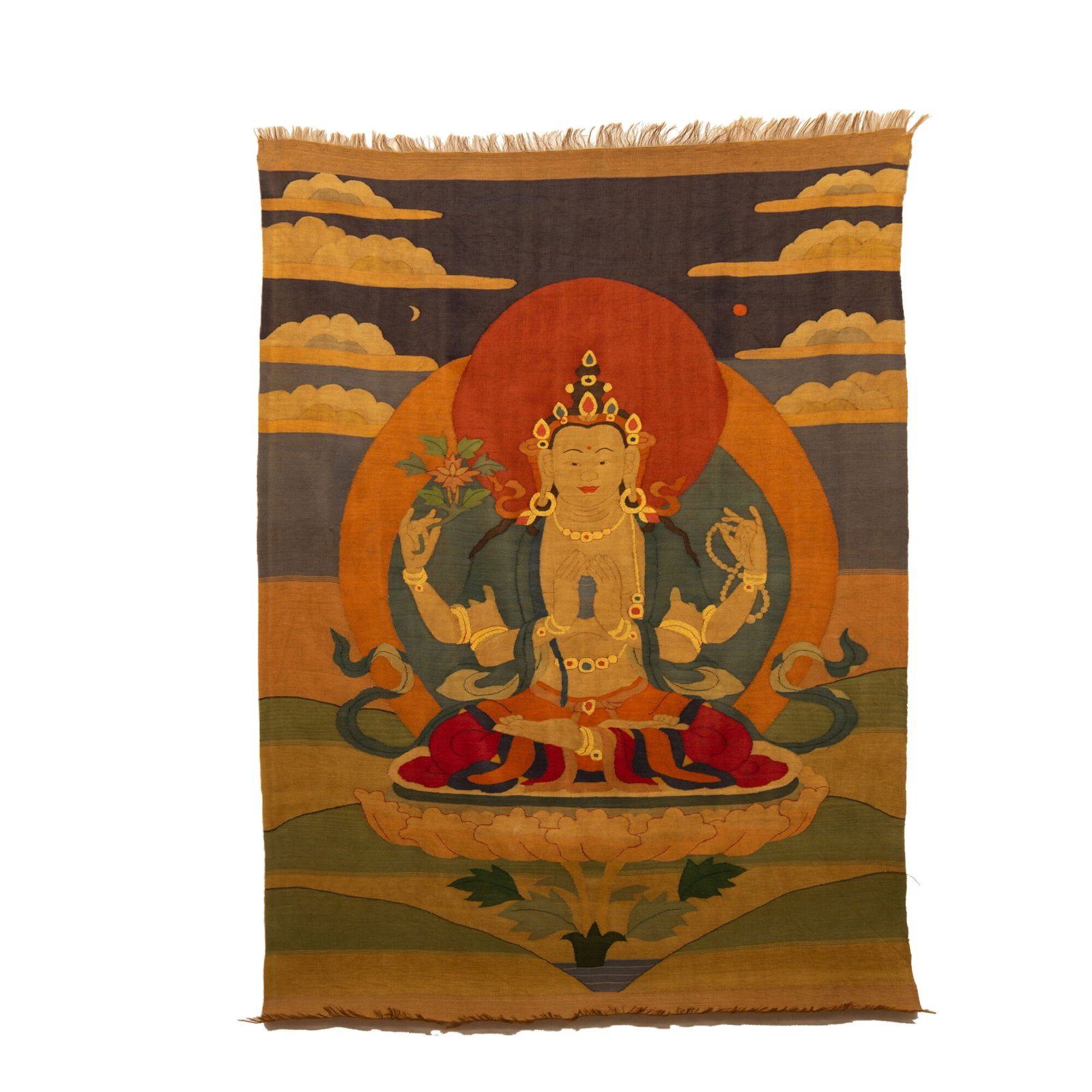 A CHINESE KESI SILK THANGKA: A CHINESE KESI SILK THANGKA (110 x 79cm)