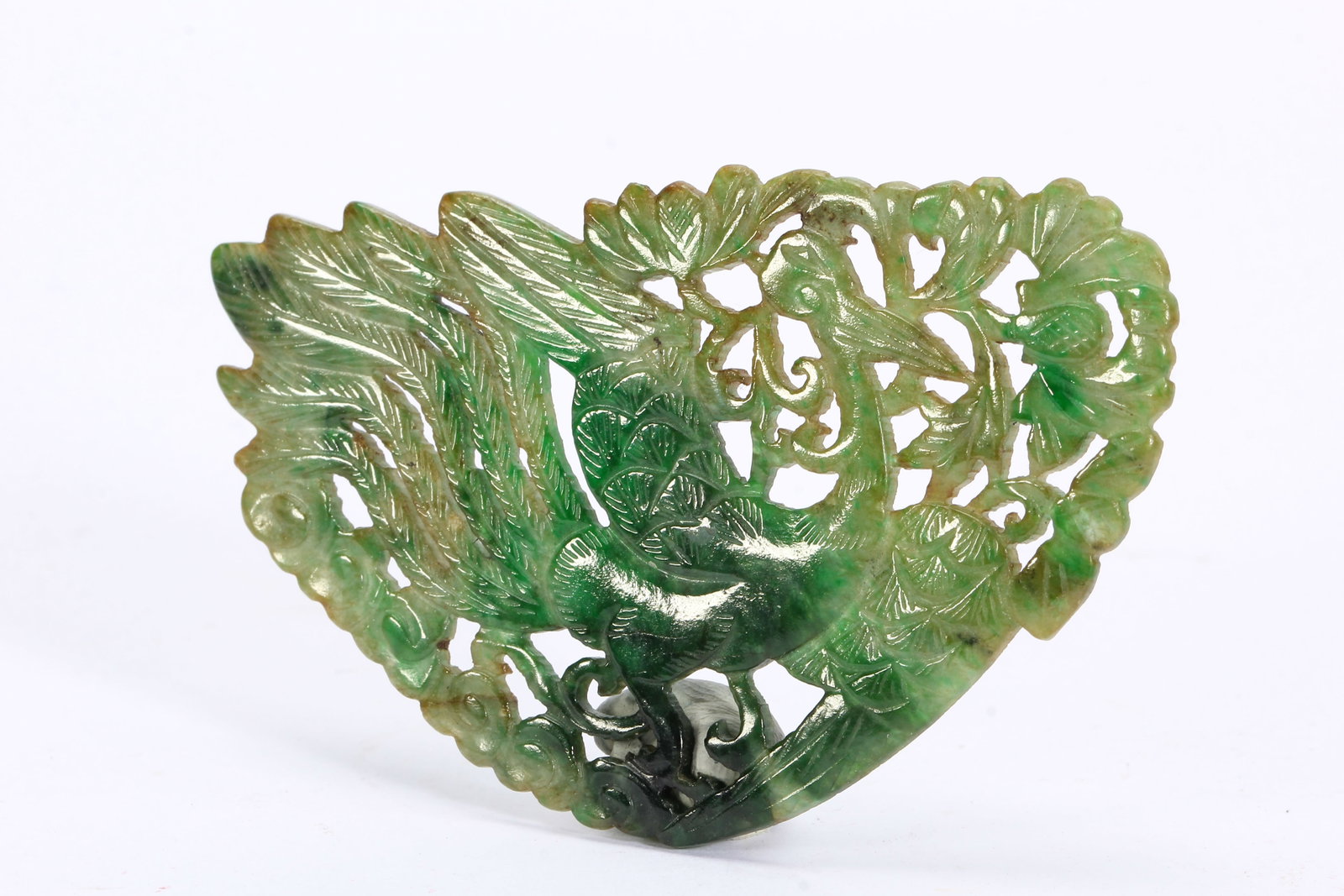 A CHINESE OPENWORK JADEITE PHOENIX PLAQUE: A CHINESE OPENWORK JADEITE PHOENIX PLAQUE (7 x 5cm,Weight 10g)