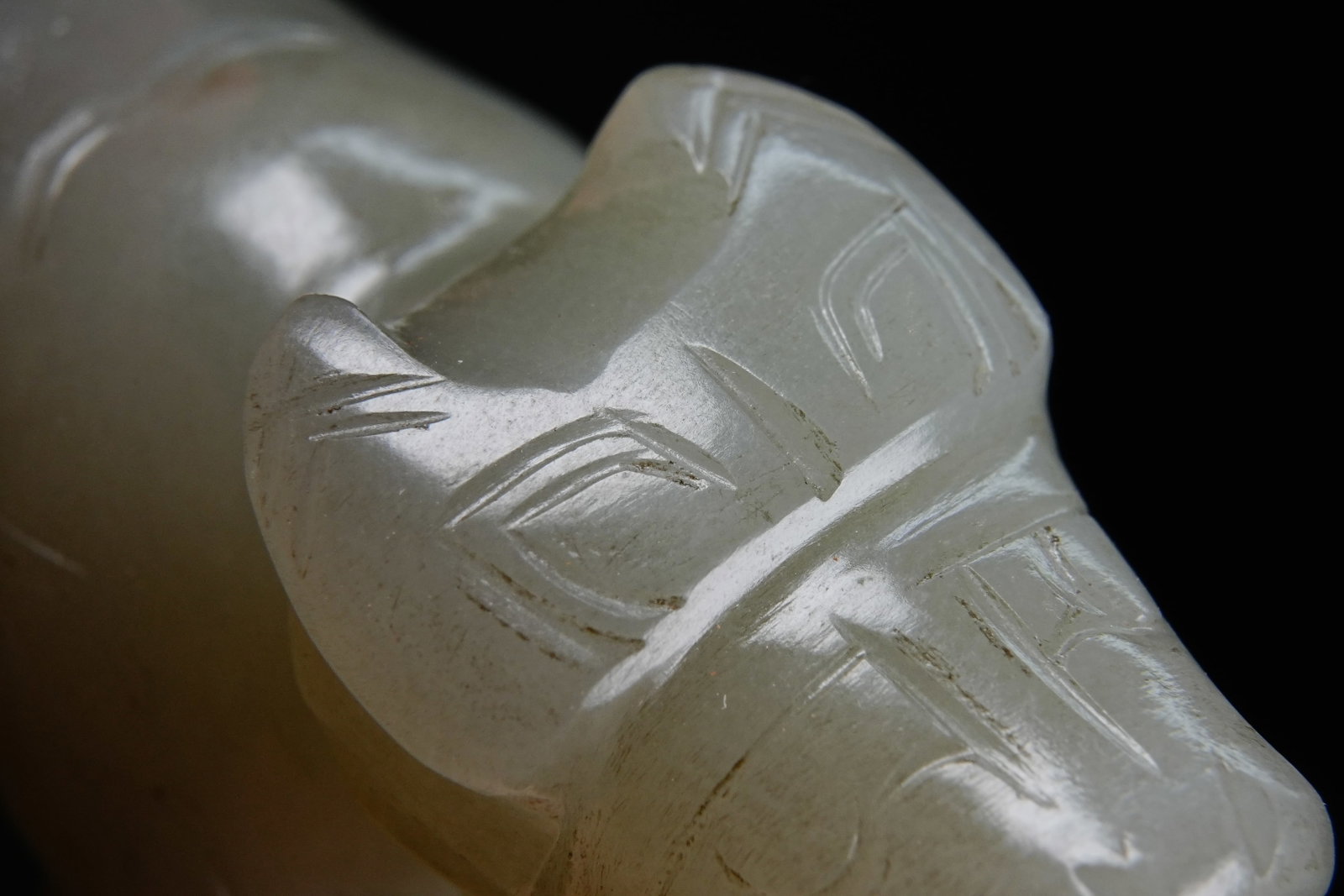 Jade Carved Beast Face Pattern Ox Shape Ornament - 5
