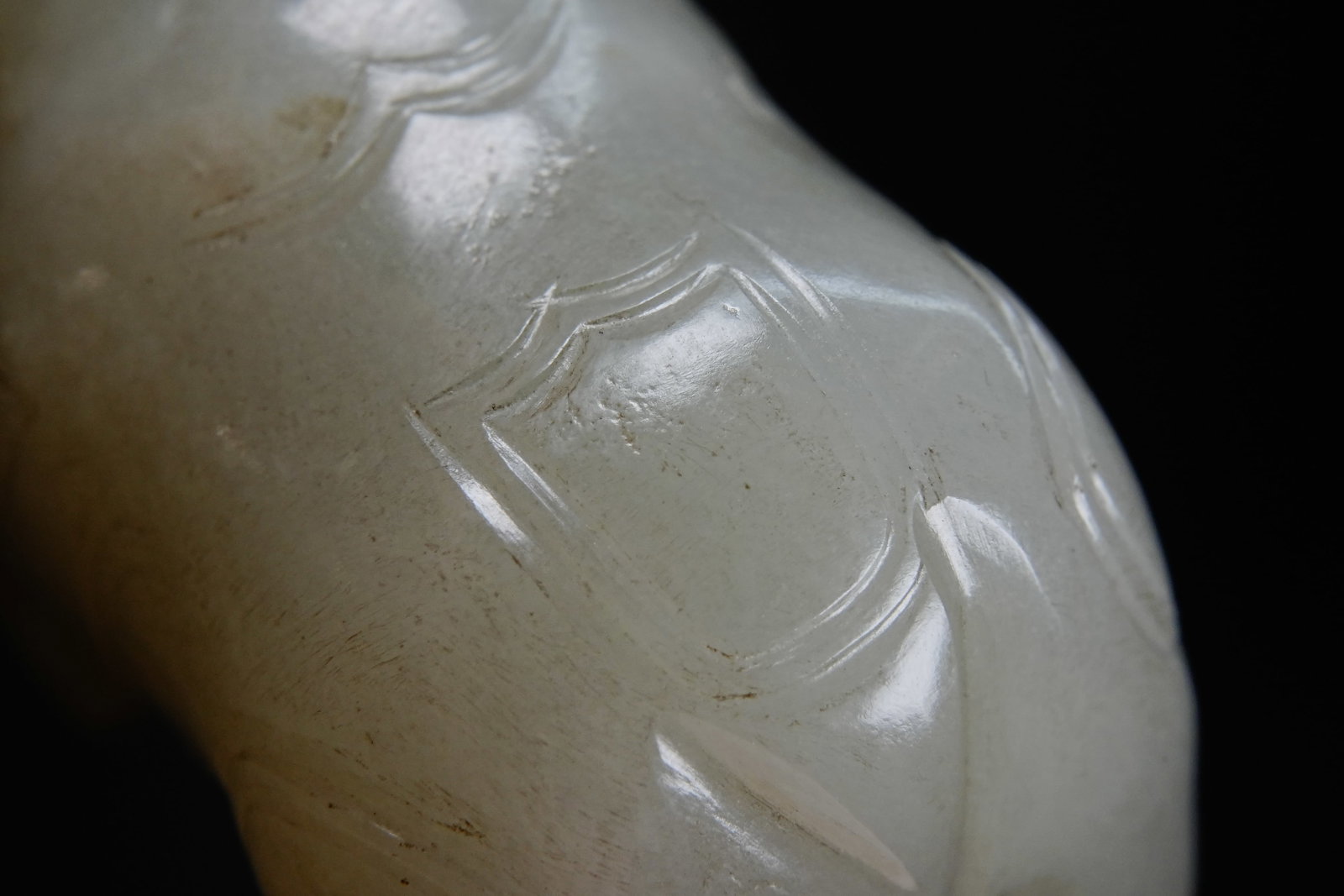 Jade Carved Beast Face Pattern Ox Shape Ornament - 7