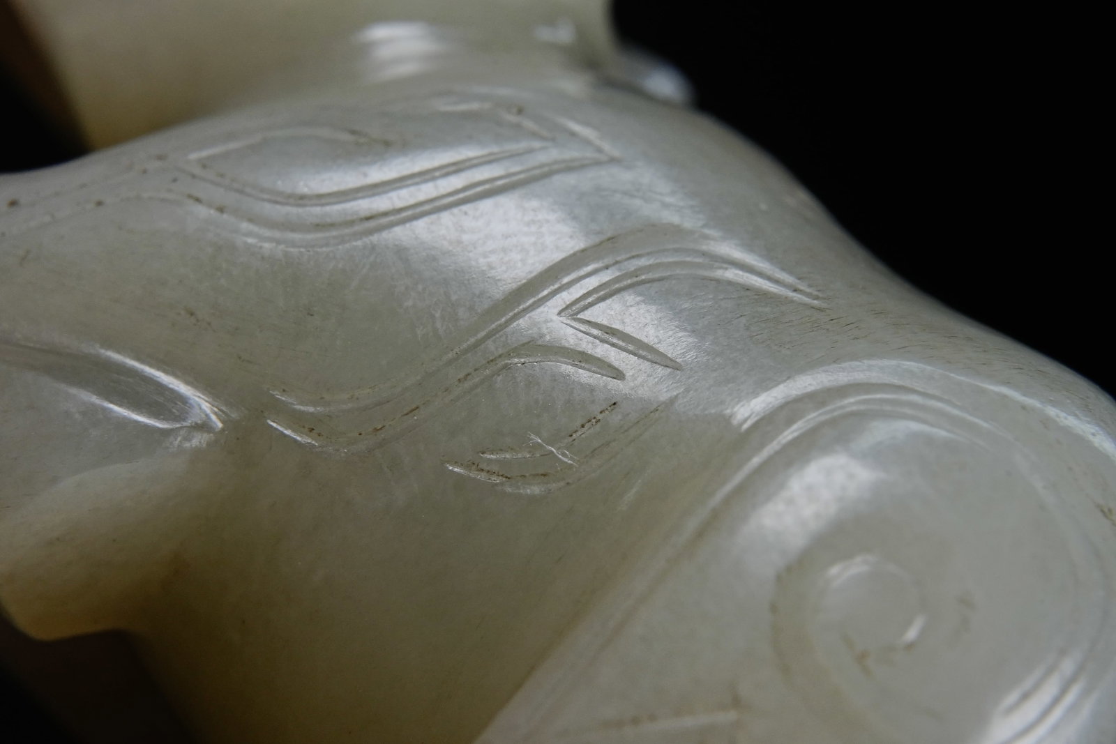 Jade Carved Beast Face Pattern Ox Shape Ornament - 8