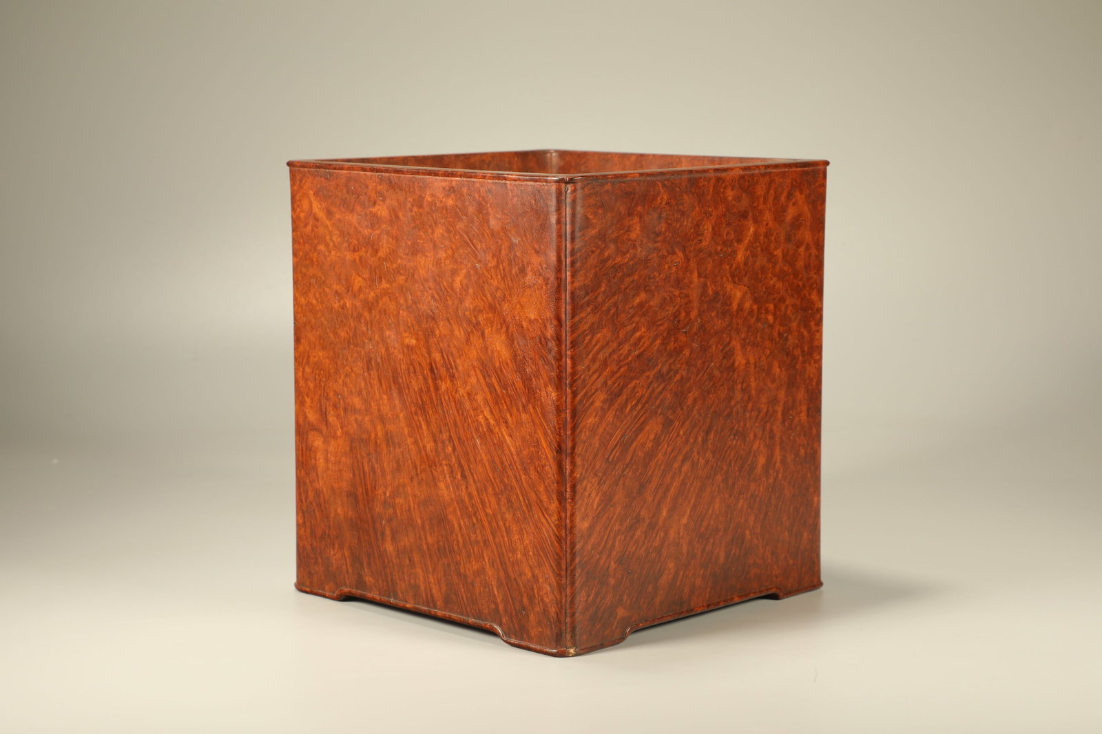 Huanghuali Wood Brush Pot: Huanghuali Wood Brush Pot (19 x 17.5cm)