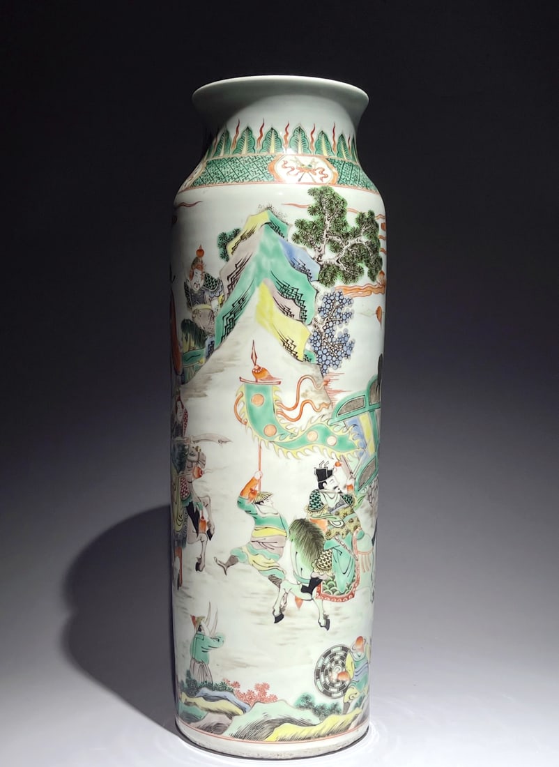 A WUCAI 'FIGURES' SLEEVE VASE - 2
