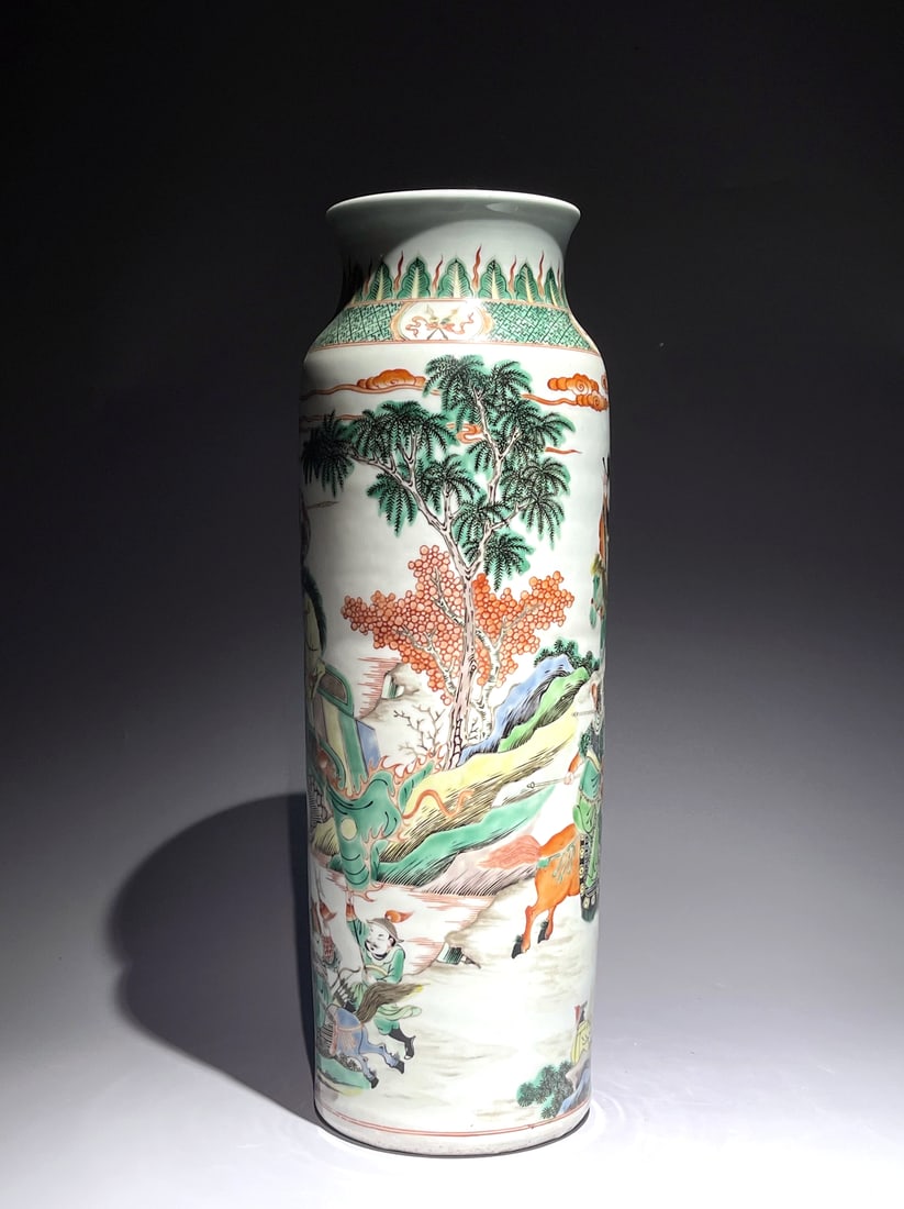 A WUCAI 'FIGURES' SLEEVE VASE - 4