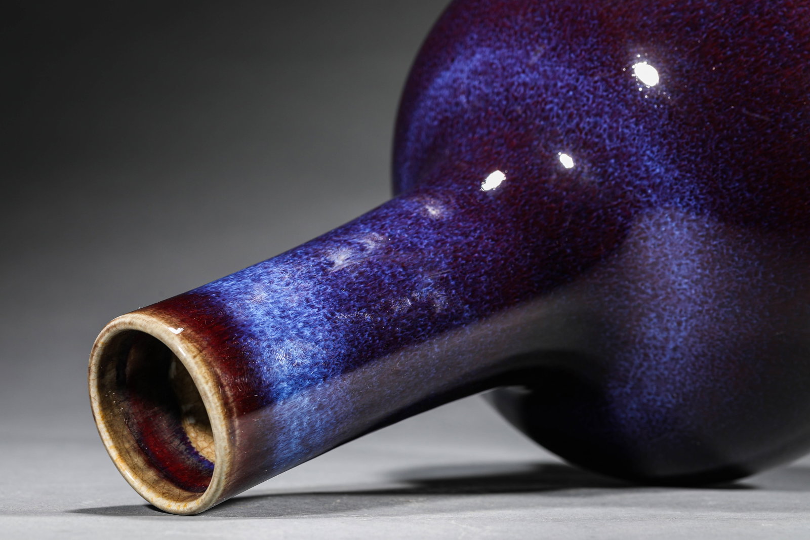 A FLAMBE-GLAZED GLOBULAR VASE - 5