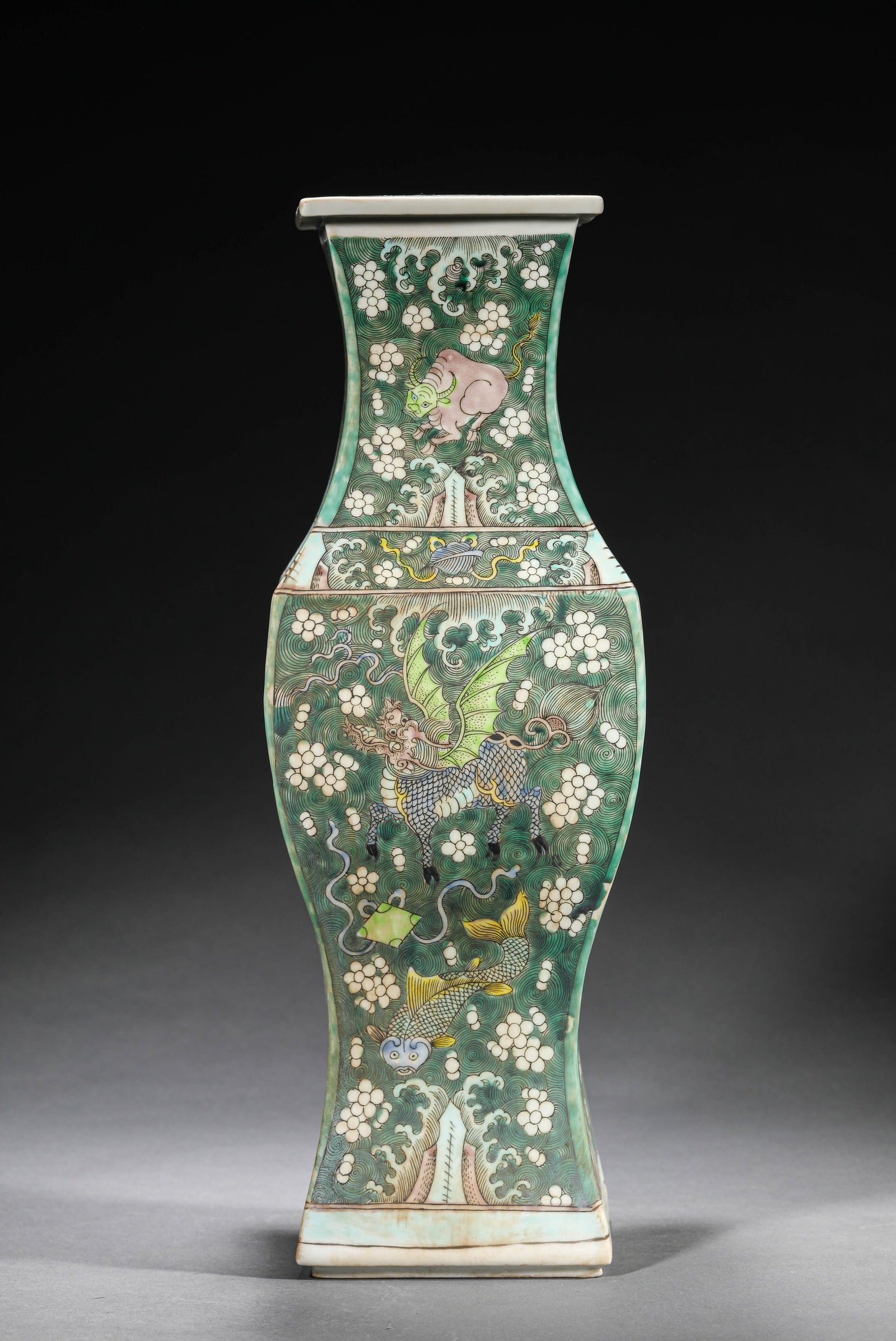 A WUCAI SQUARE VASE - 2